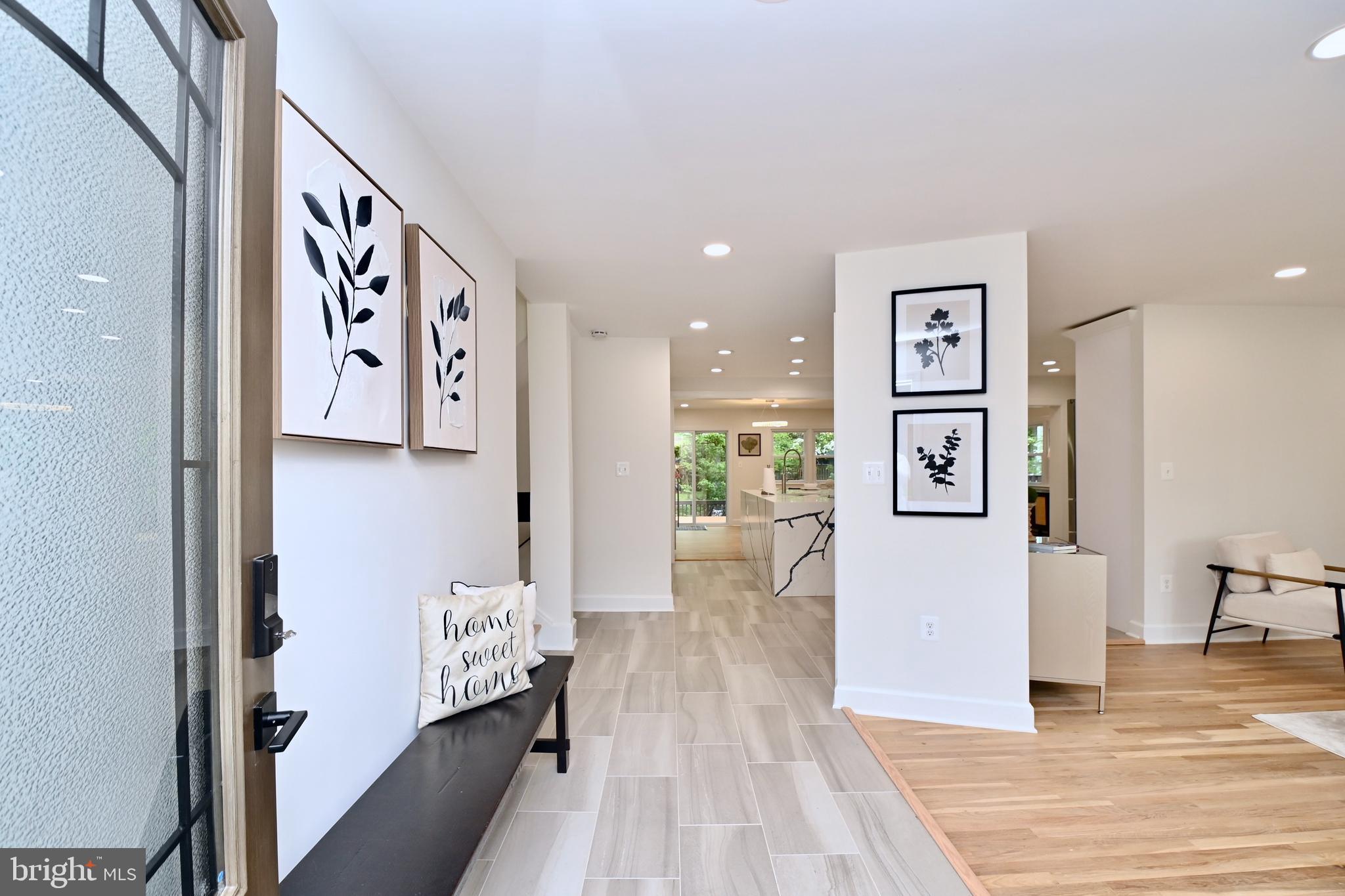 VICTORIA WOODS - Residential