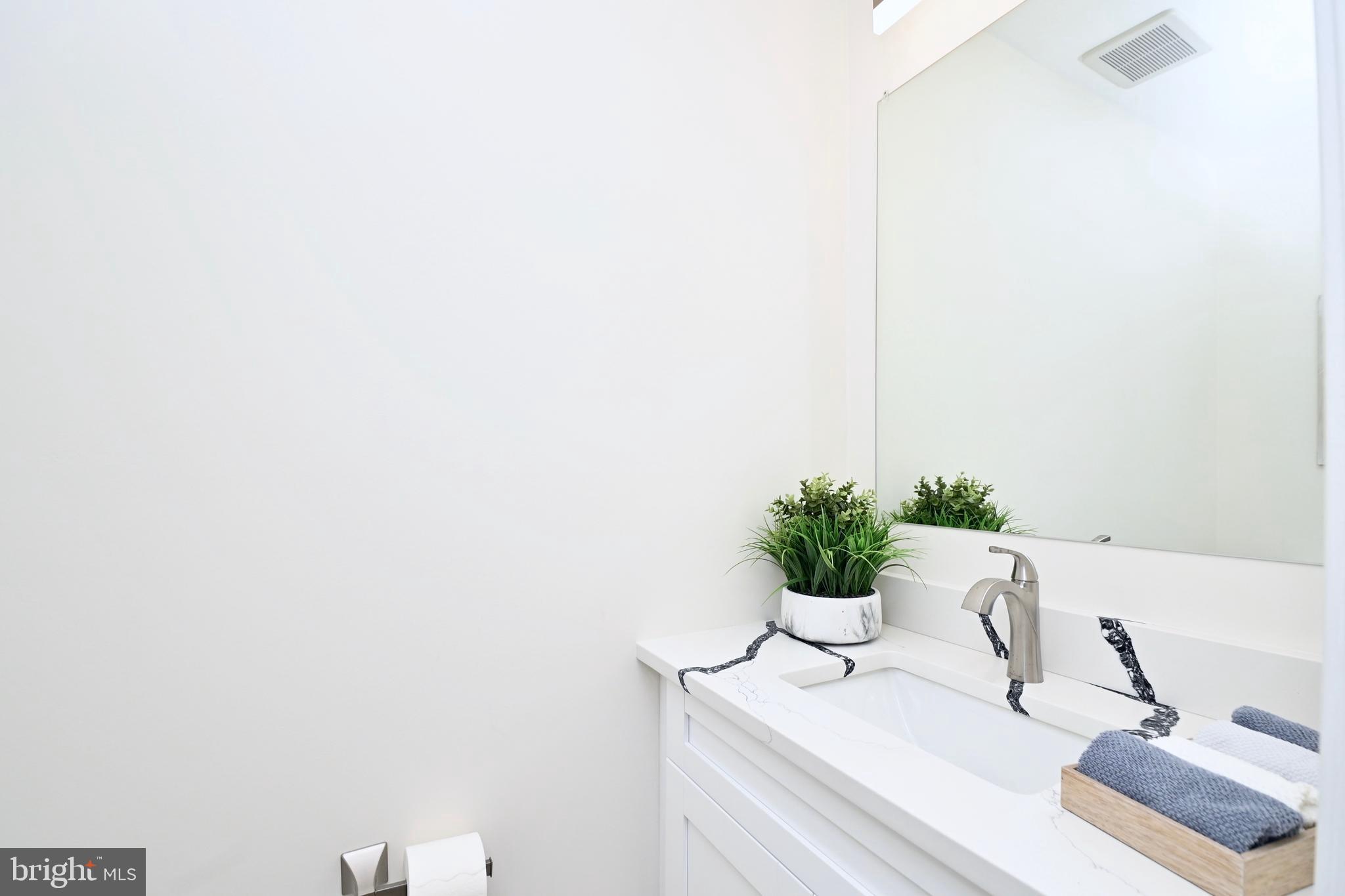 VICTORIA WOODS - Residential