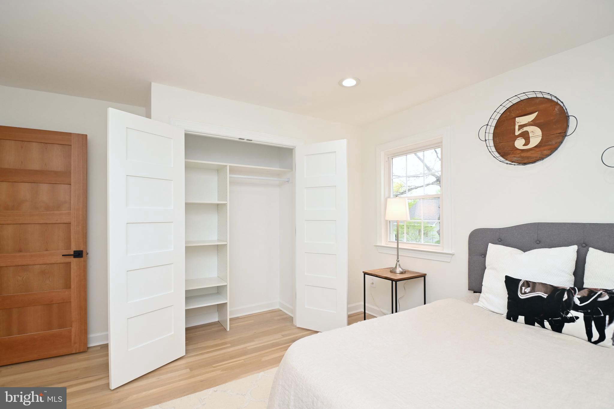 VICTORIA WOODS - Residential