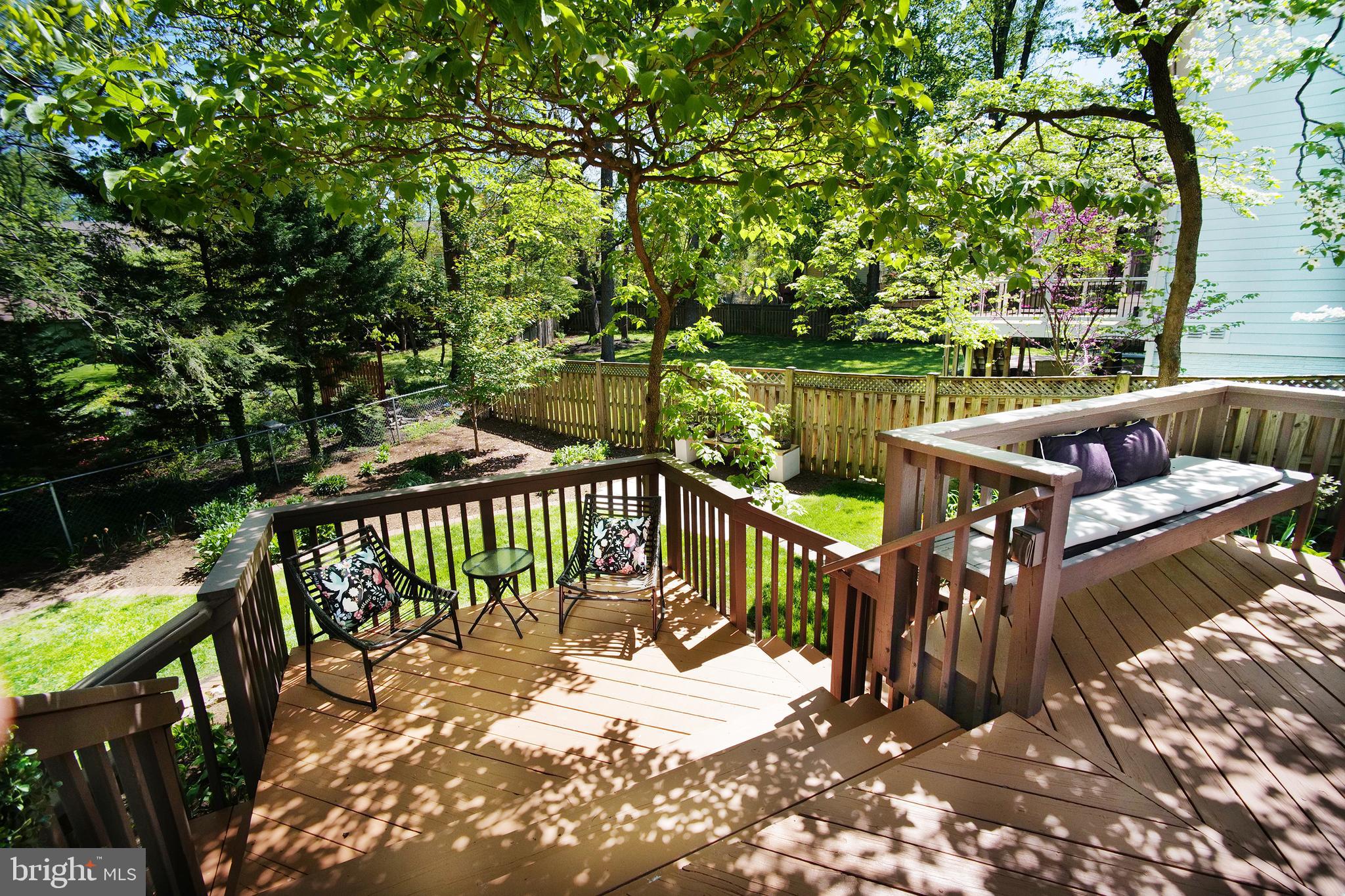 VICTORIA WOODS - Residential