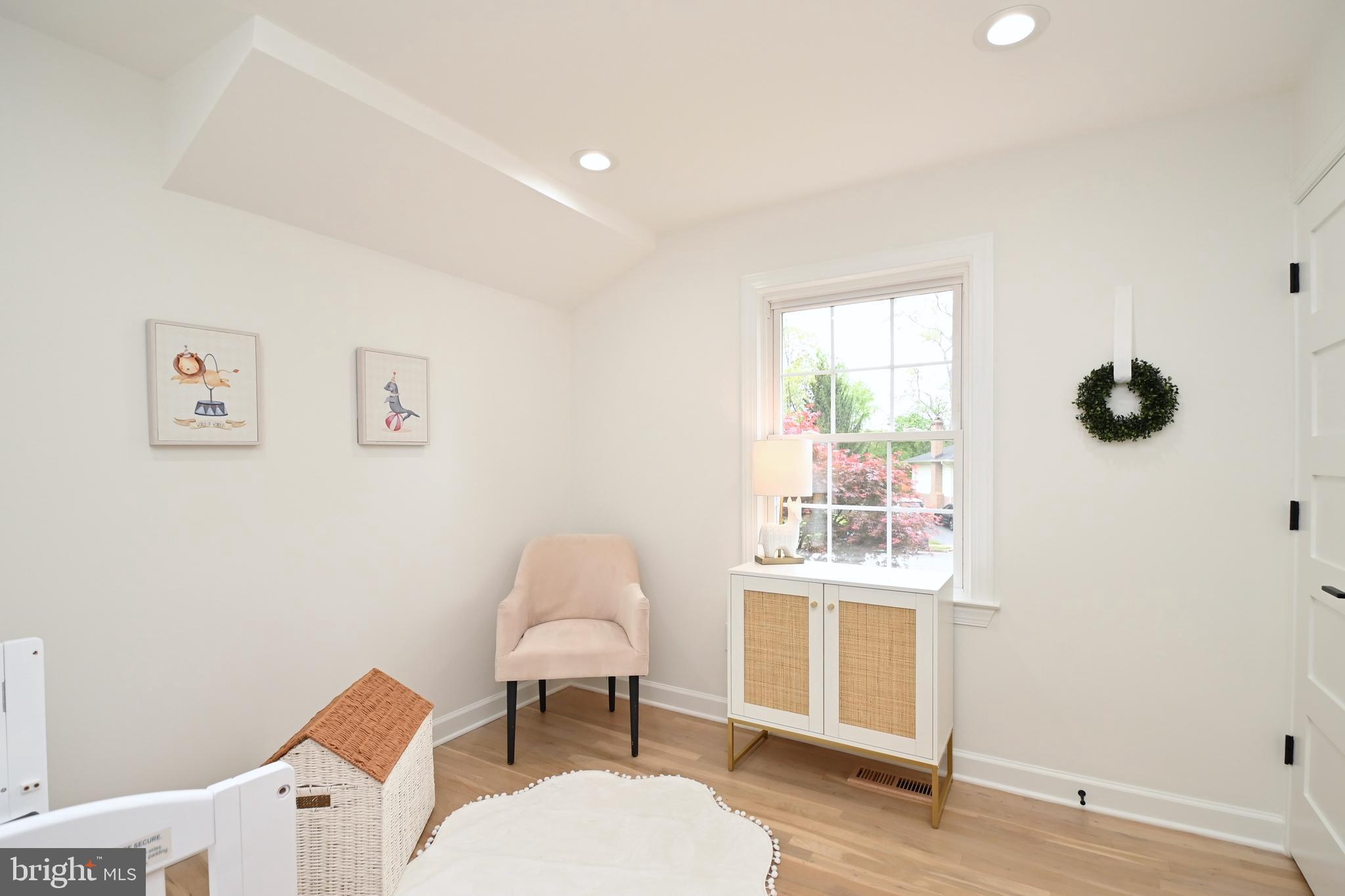 VICTORIA WOODS - Residential