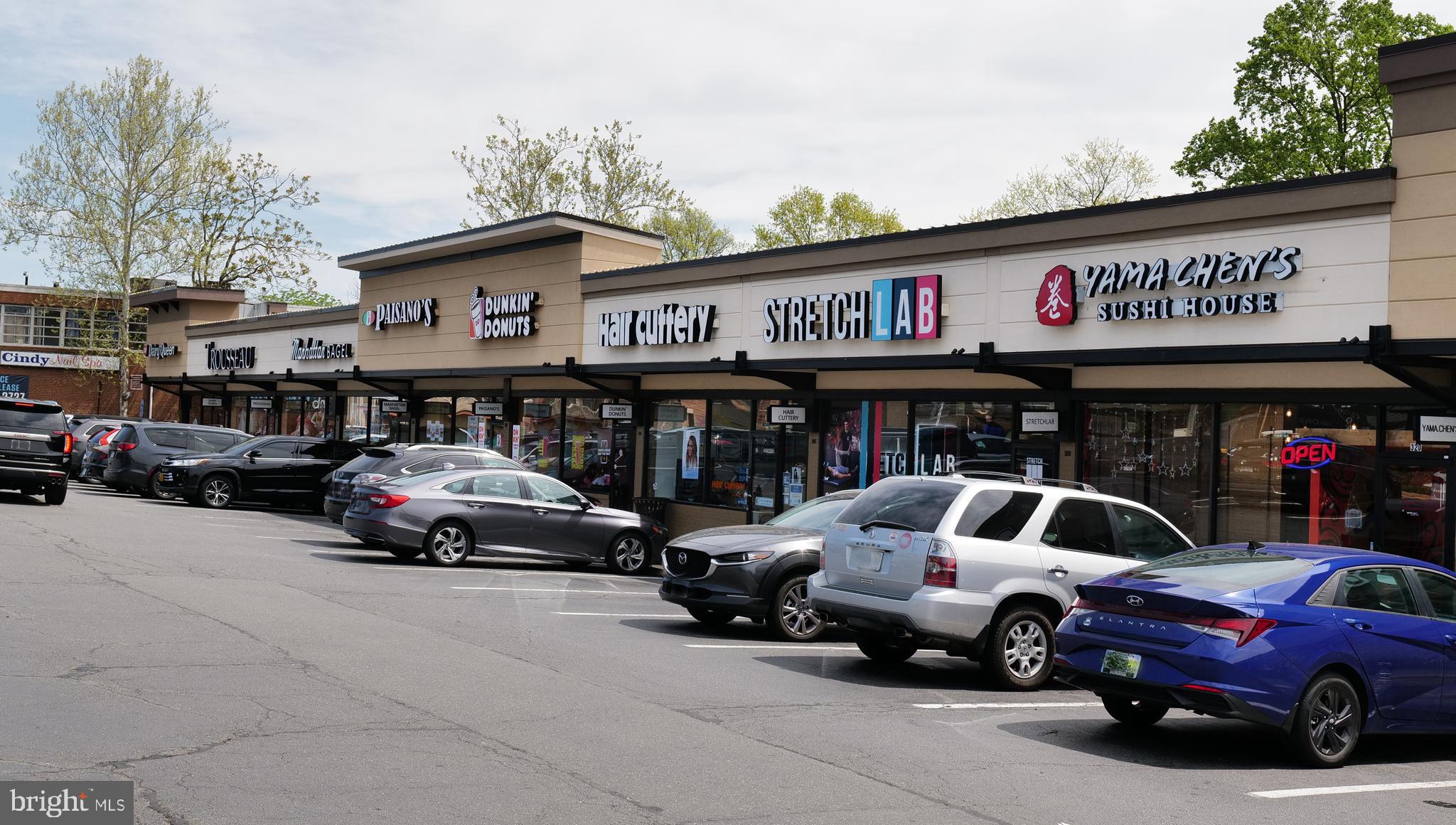 VICTORIA WOODS - Residential