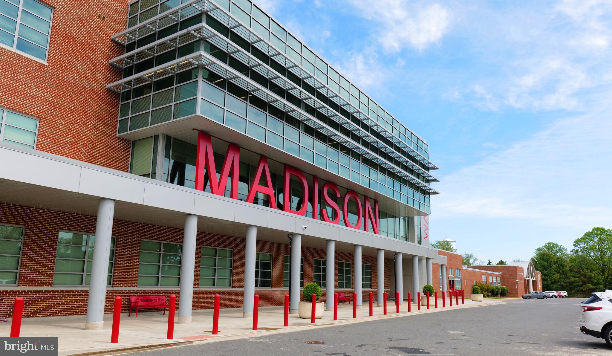 VICTORIA WOODS - Residential