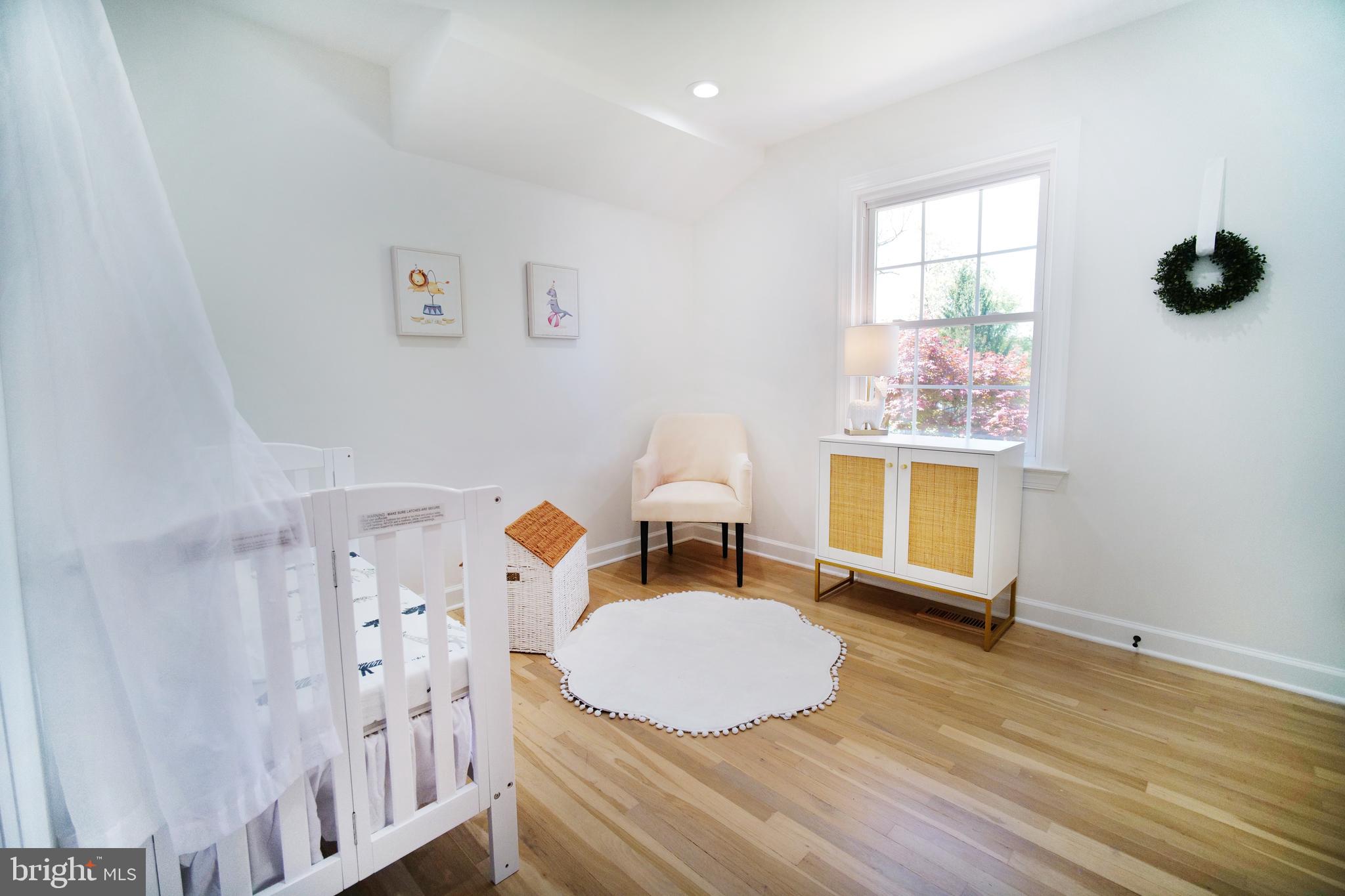 VICTORIA WOODS - Residential