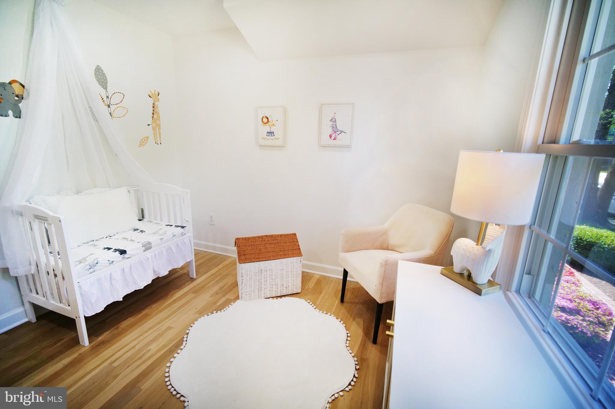 VICTORIA WOODS - Residential