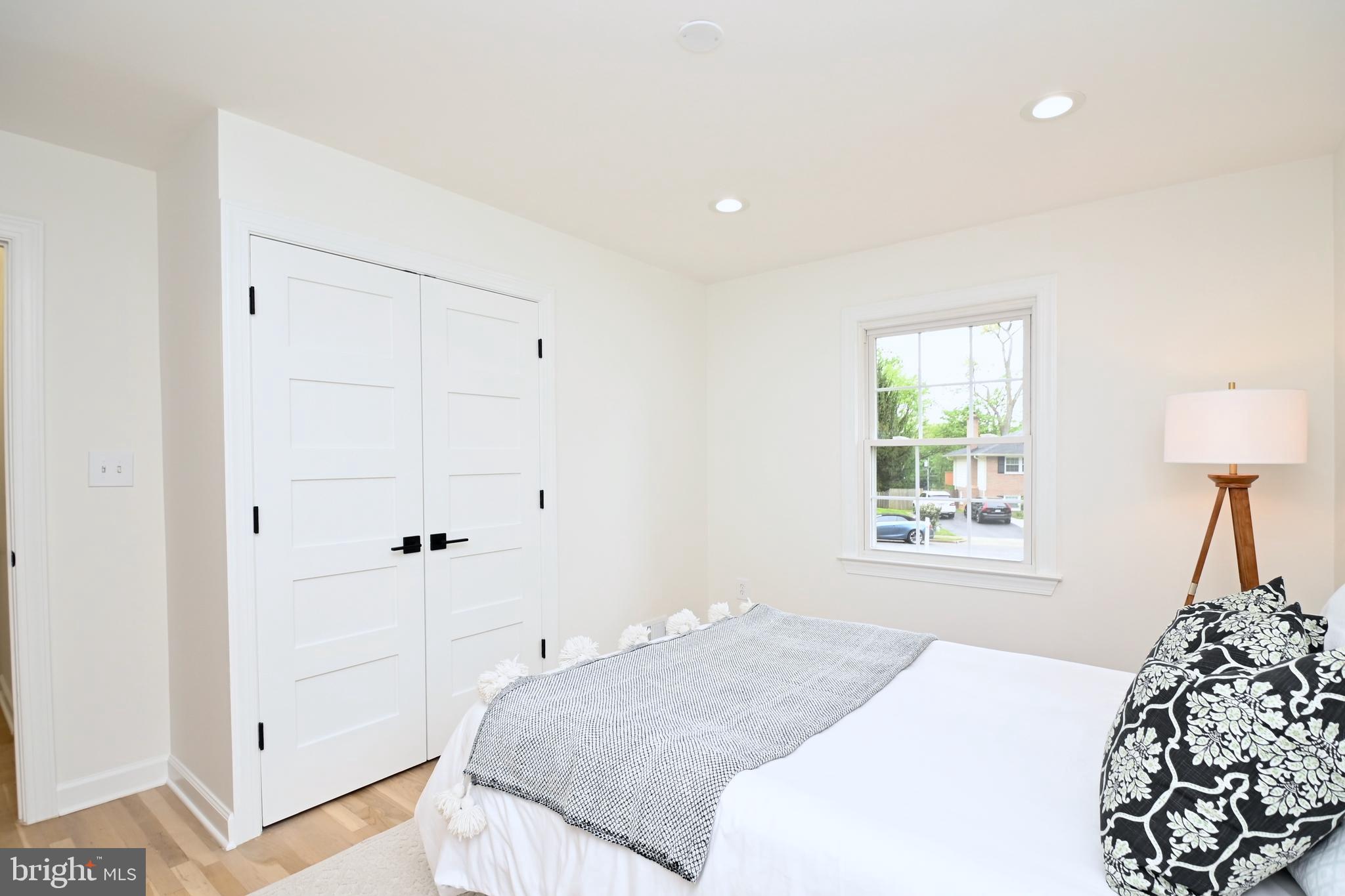 VICTORIA WOODS - Residential