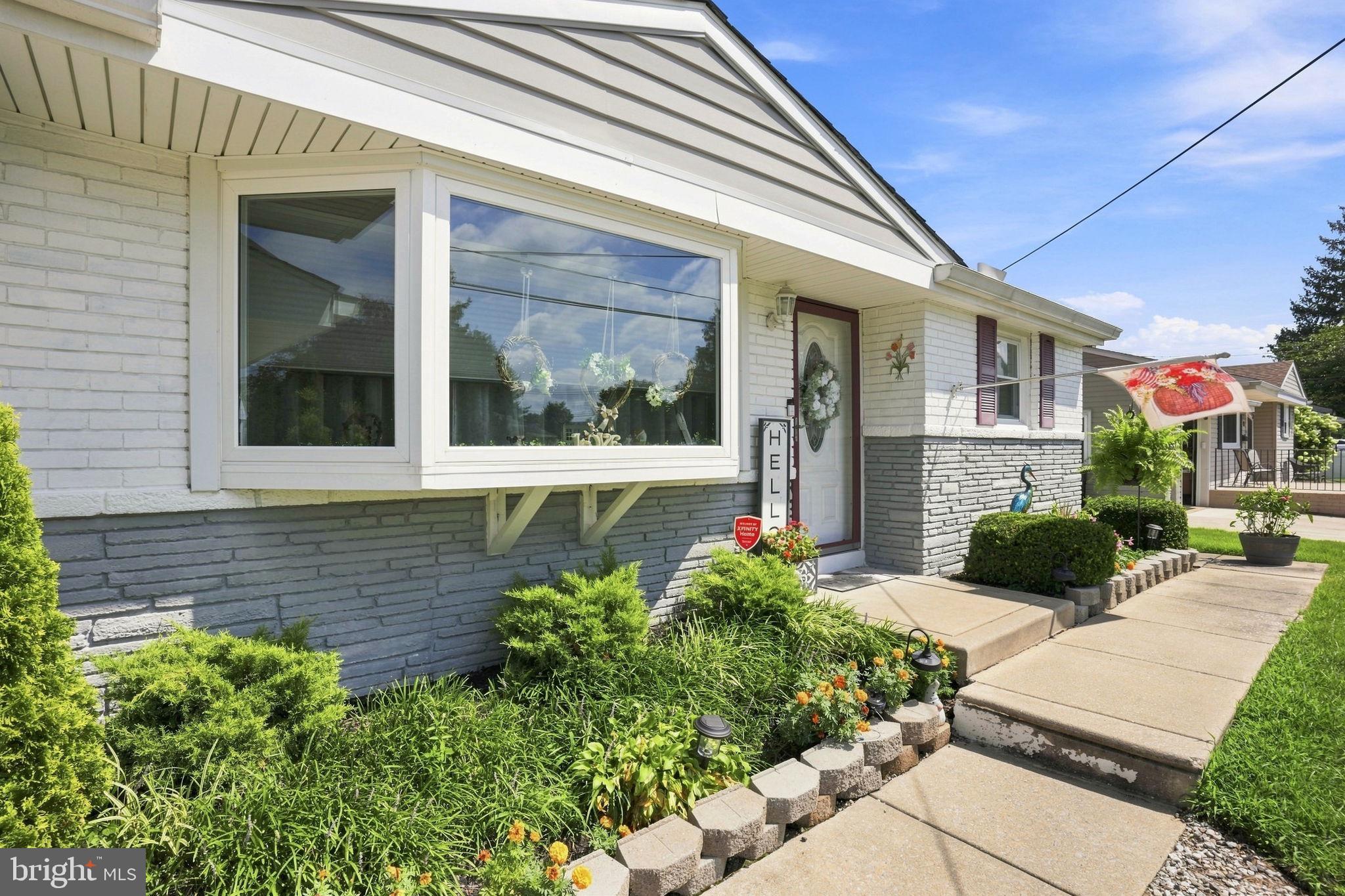 49 ROCKVILLE DRIVE
