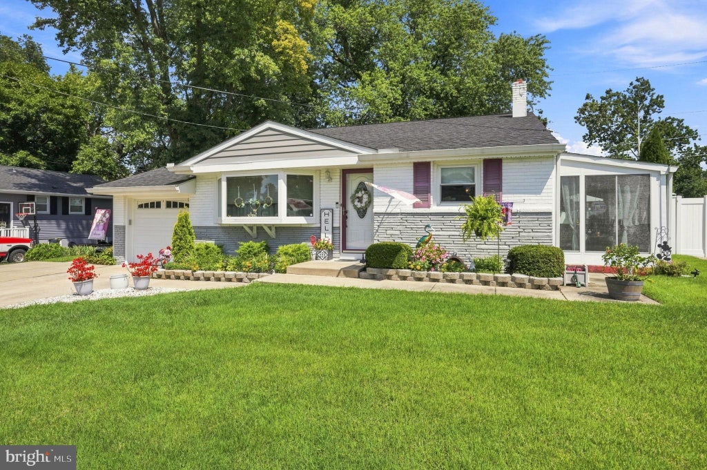Photo of 49 Rockville Drive, BELLMAWR, NJ 08031 (MLS # NJCD2124992)