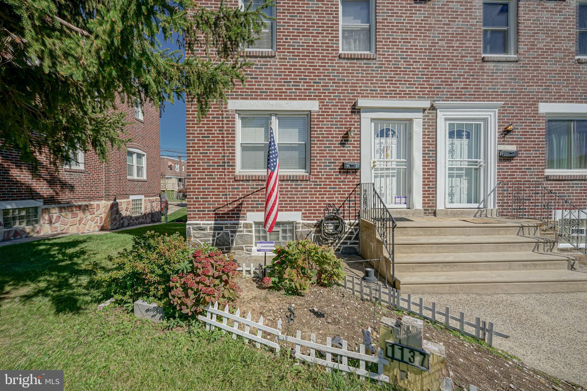 CASTOR GARDENS - Residential