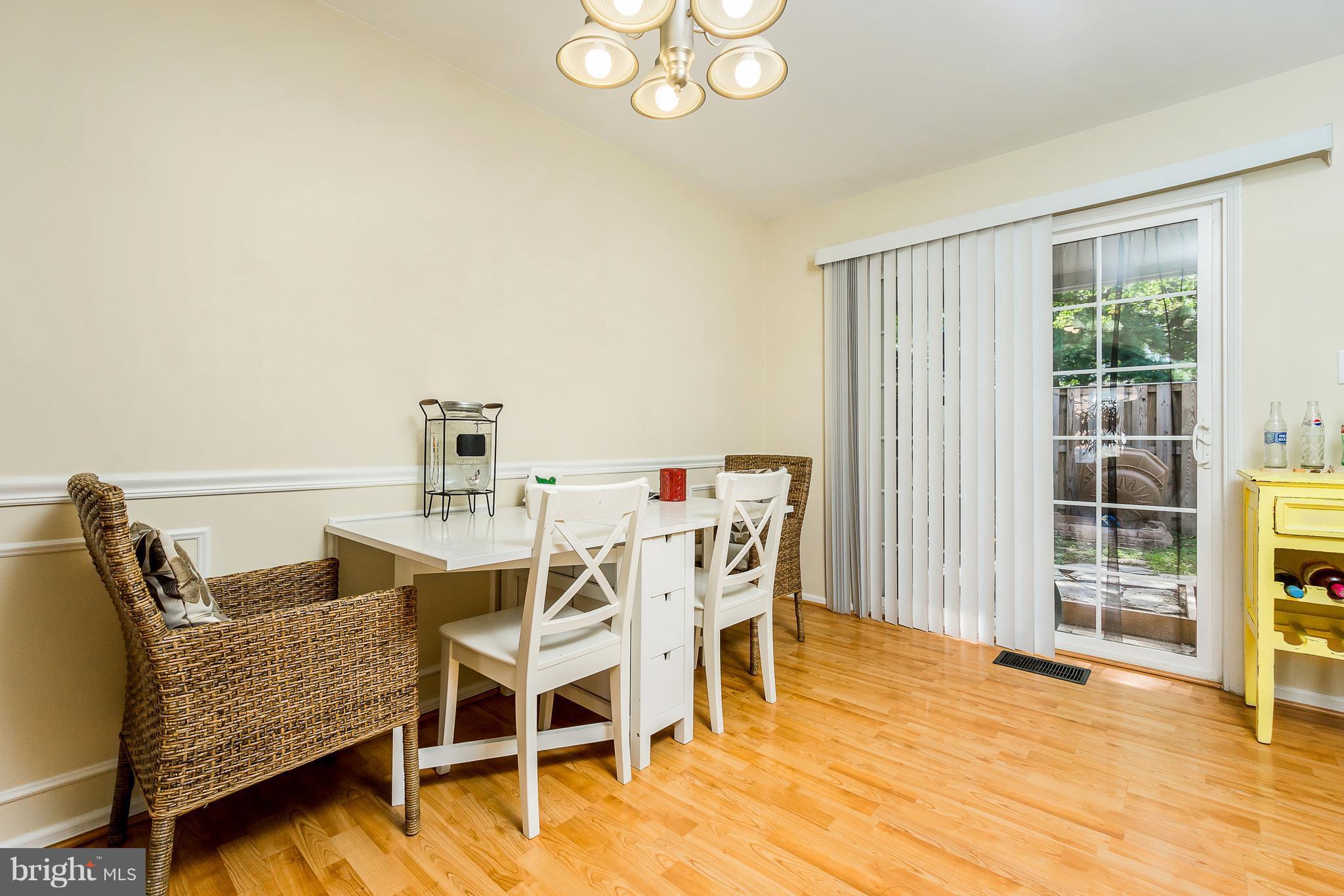 PEMBROOKE - Residential