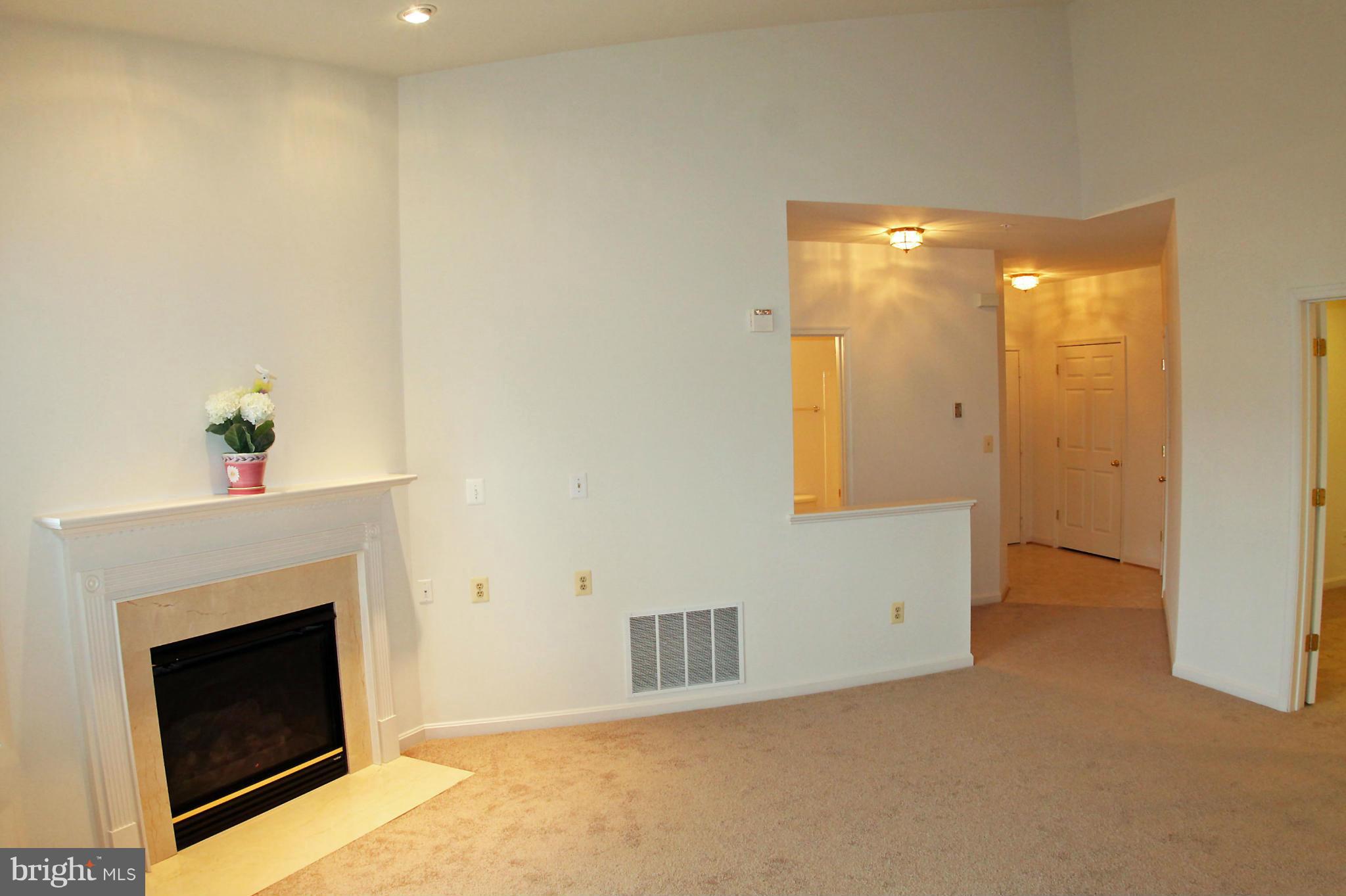 HOPEWELL POINTE - Residential