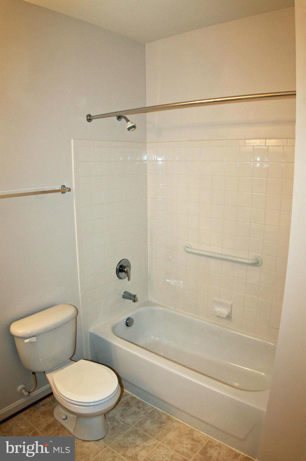 HOPEWELL POINTE - Residential