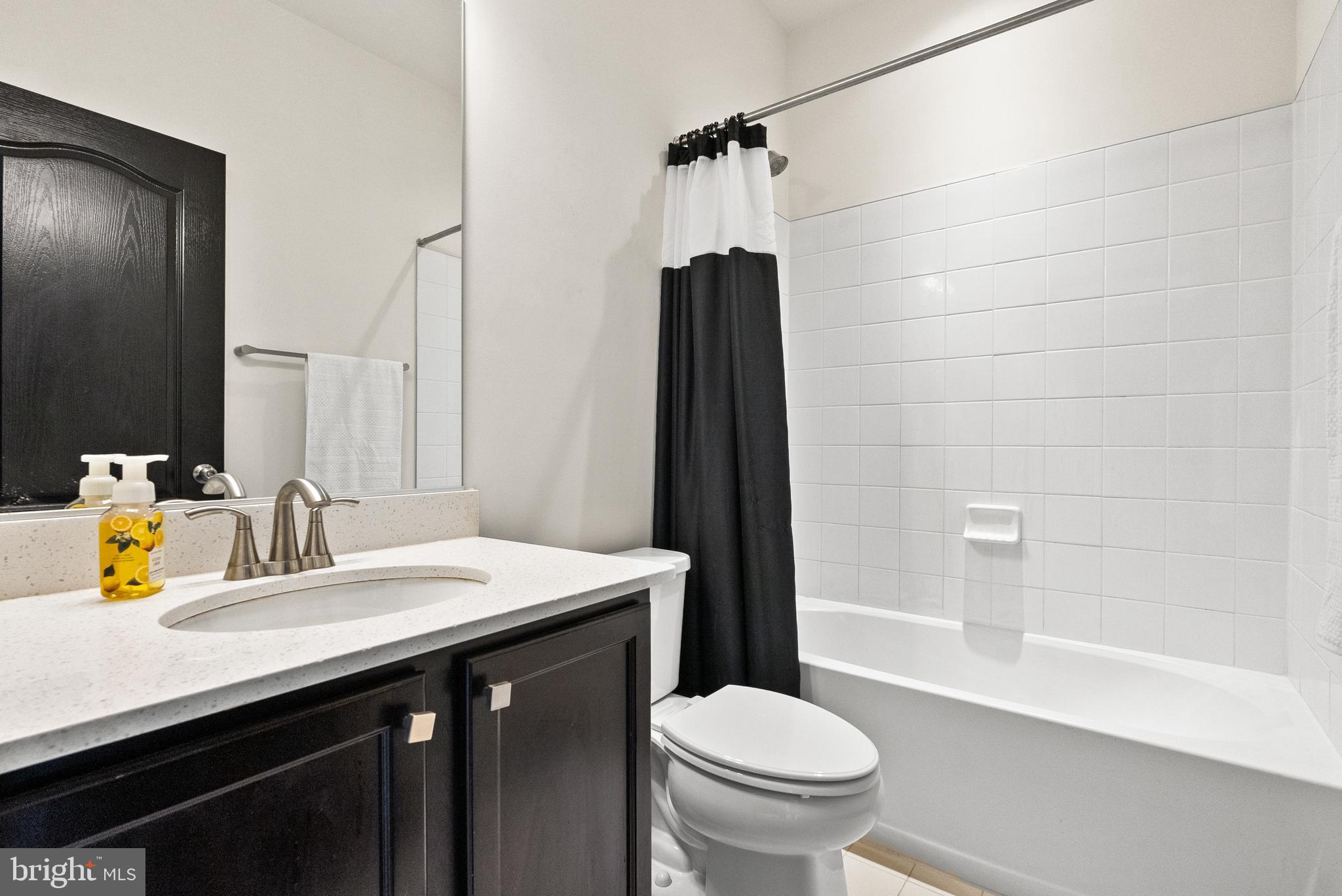 FAIRVIEW MANOR - Residential