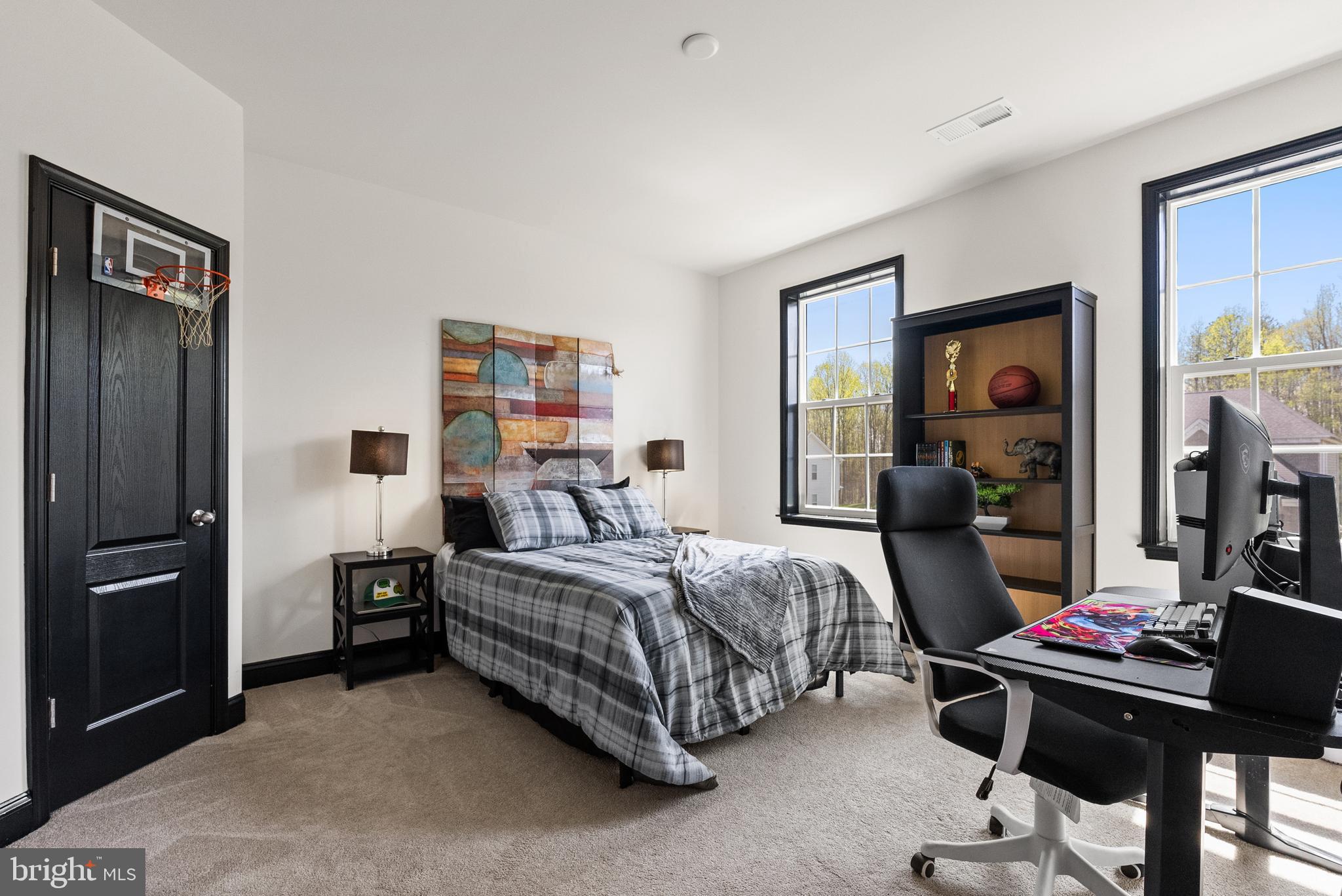 FAIRVIEW MANOR - Residential