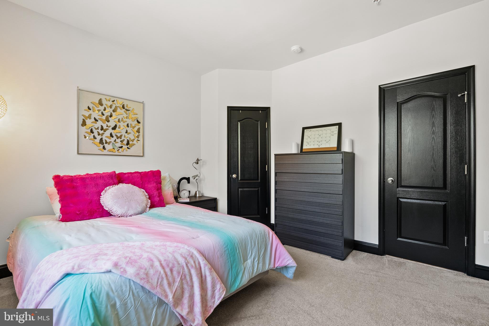 FAIRVIEW MANOR - Residential