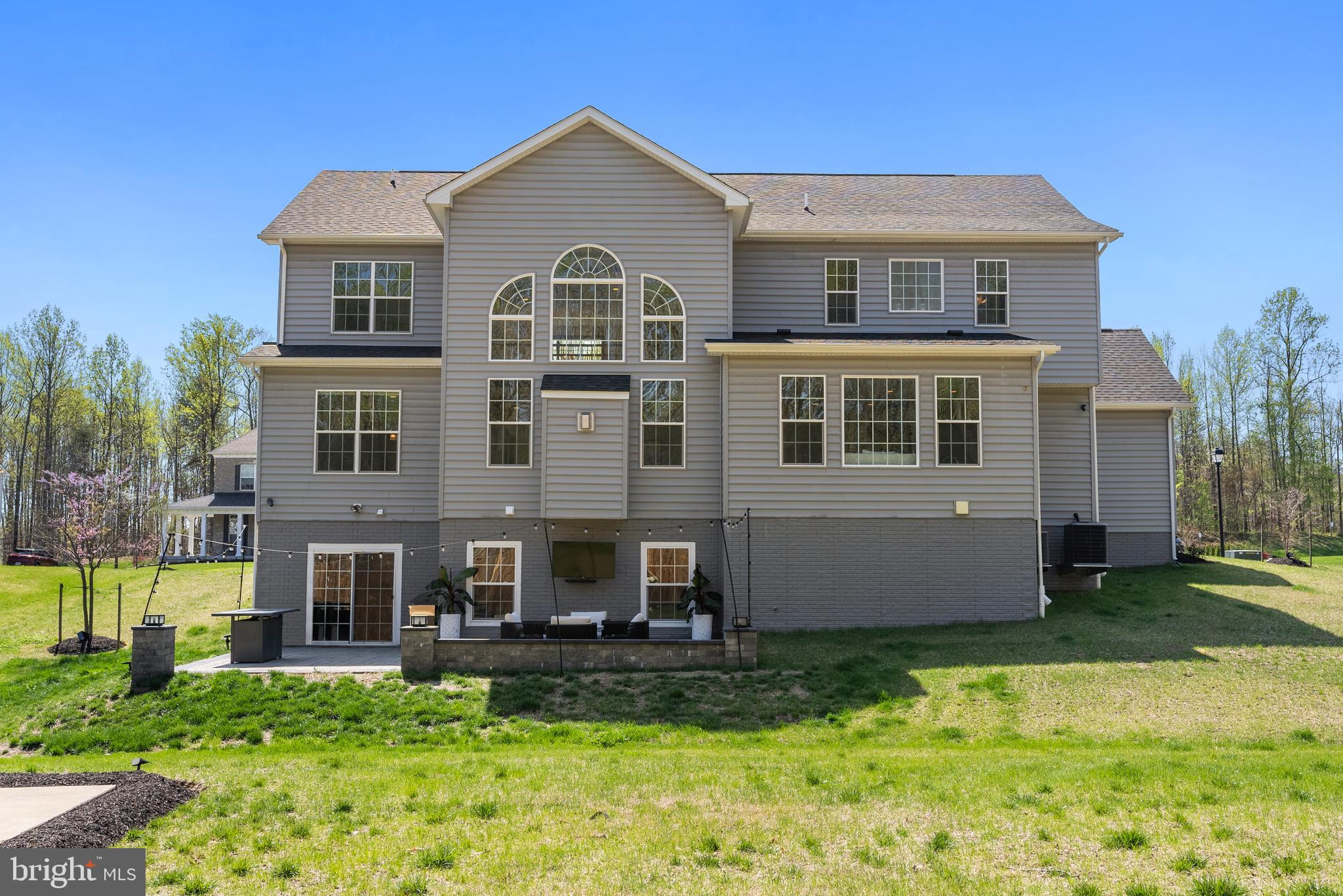 FAIRVIEW MANOR - Residential