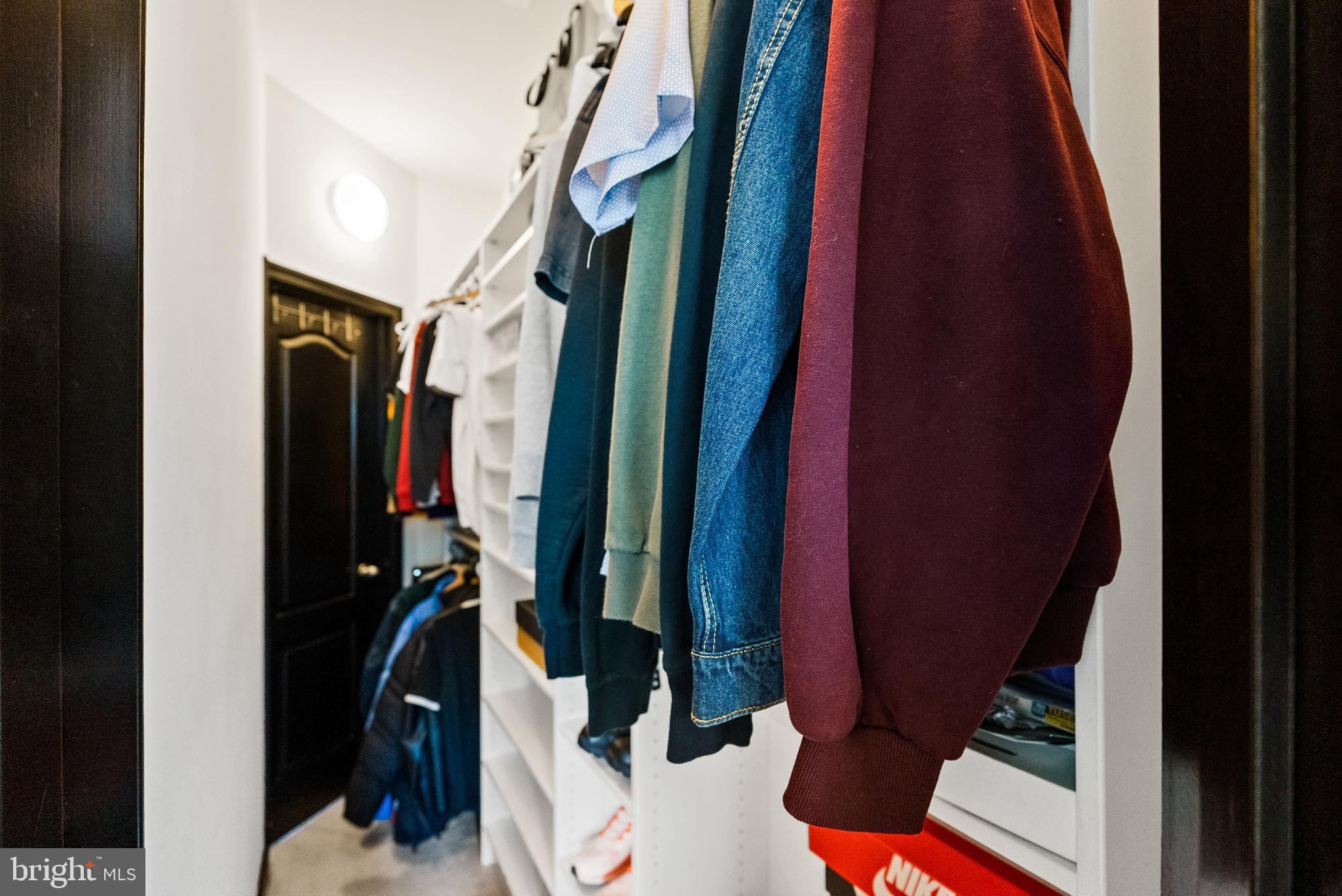 FAIRVIEW MANOR - Residential