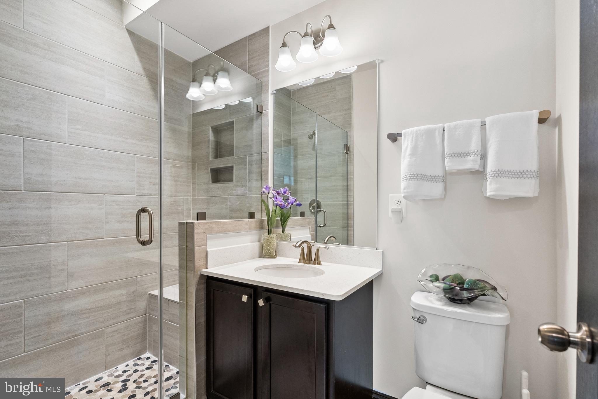 FAIRVIEW MANOR - Residential