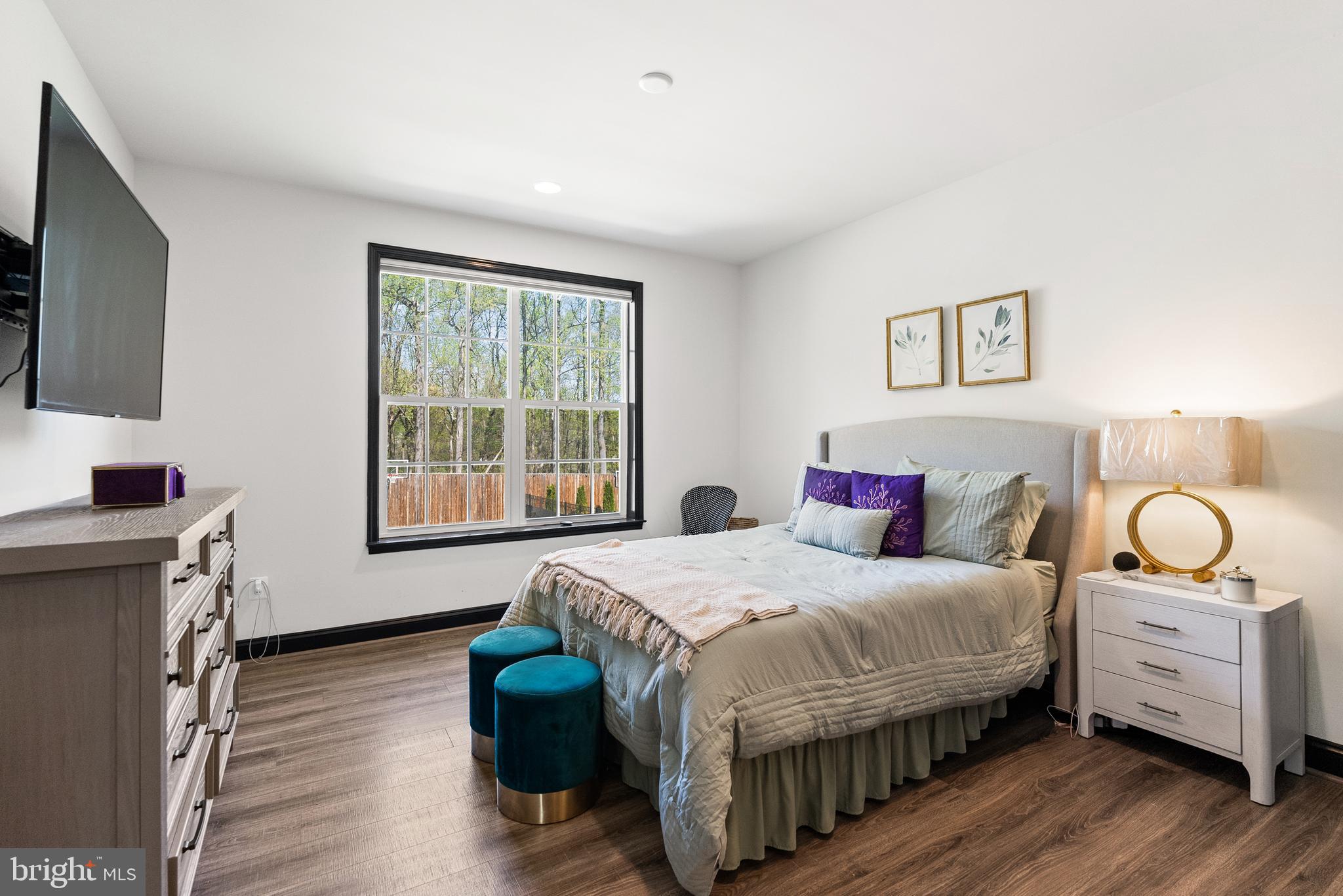 FAIRVIEW MANOR - Residential