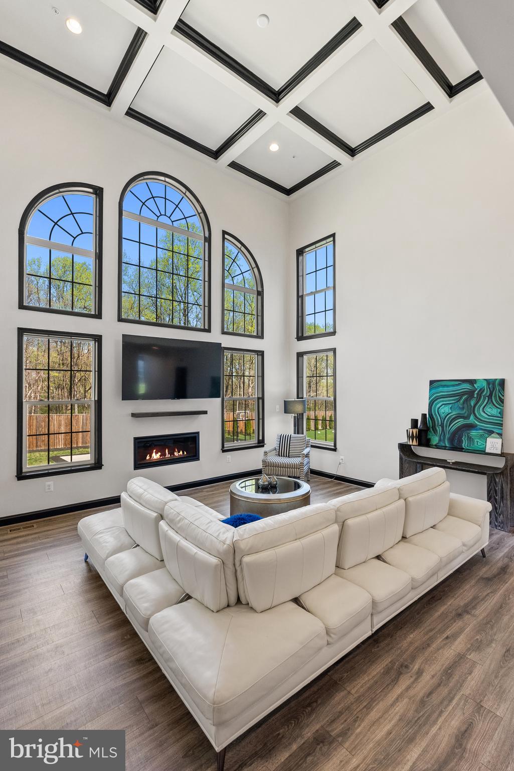 FAIRVIEW MANOR - Residential