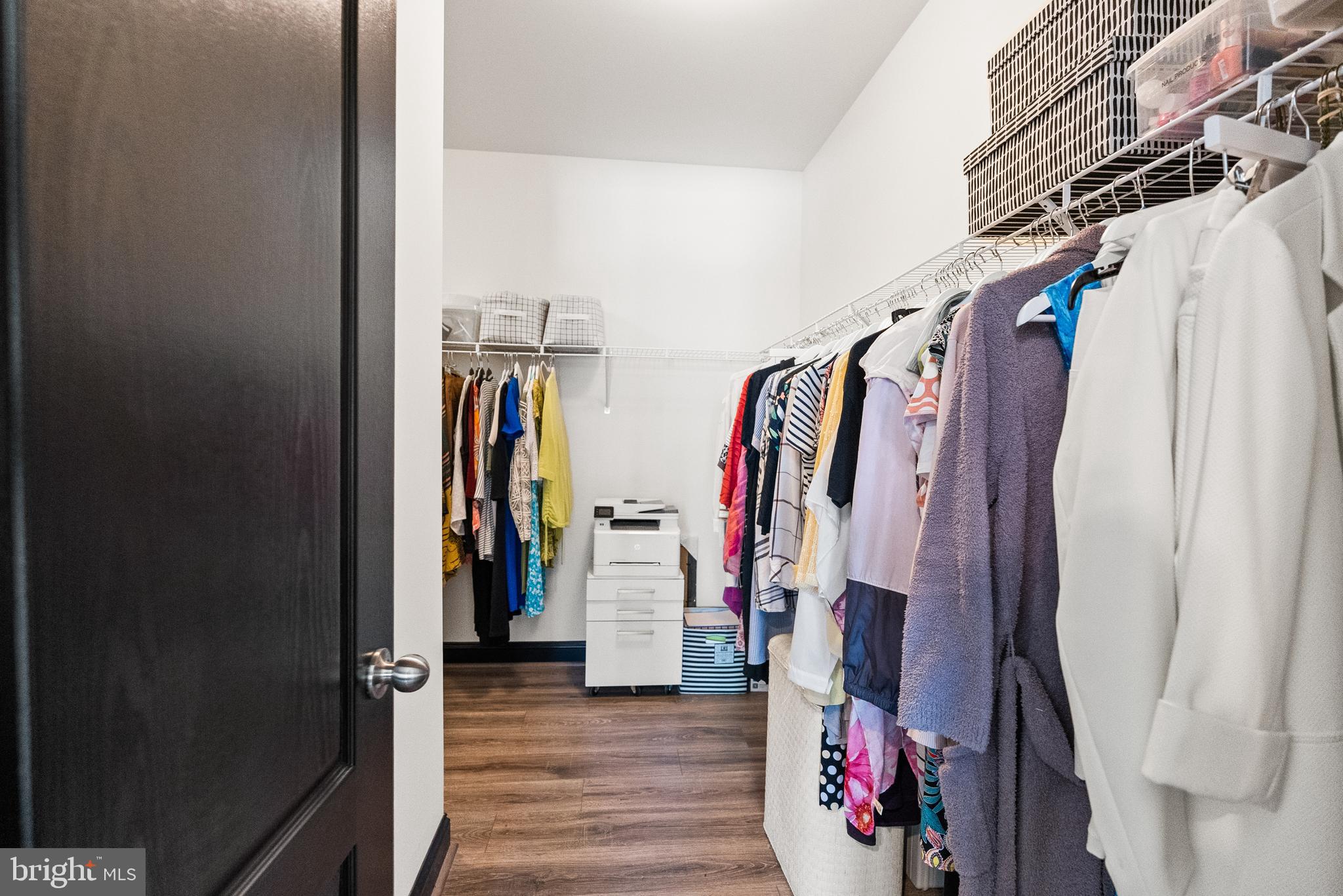 FAIRVIEW MANOR - Residential