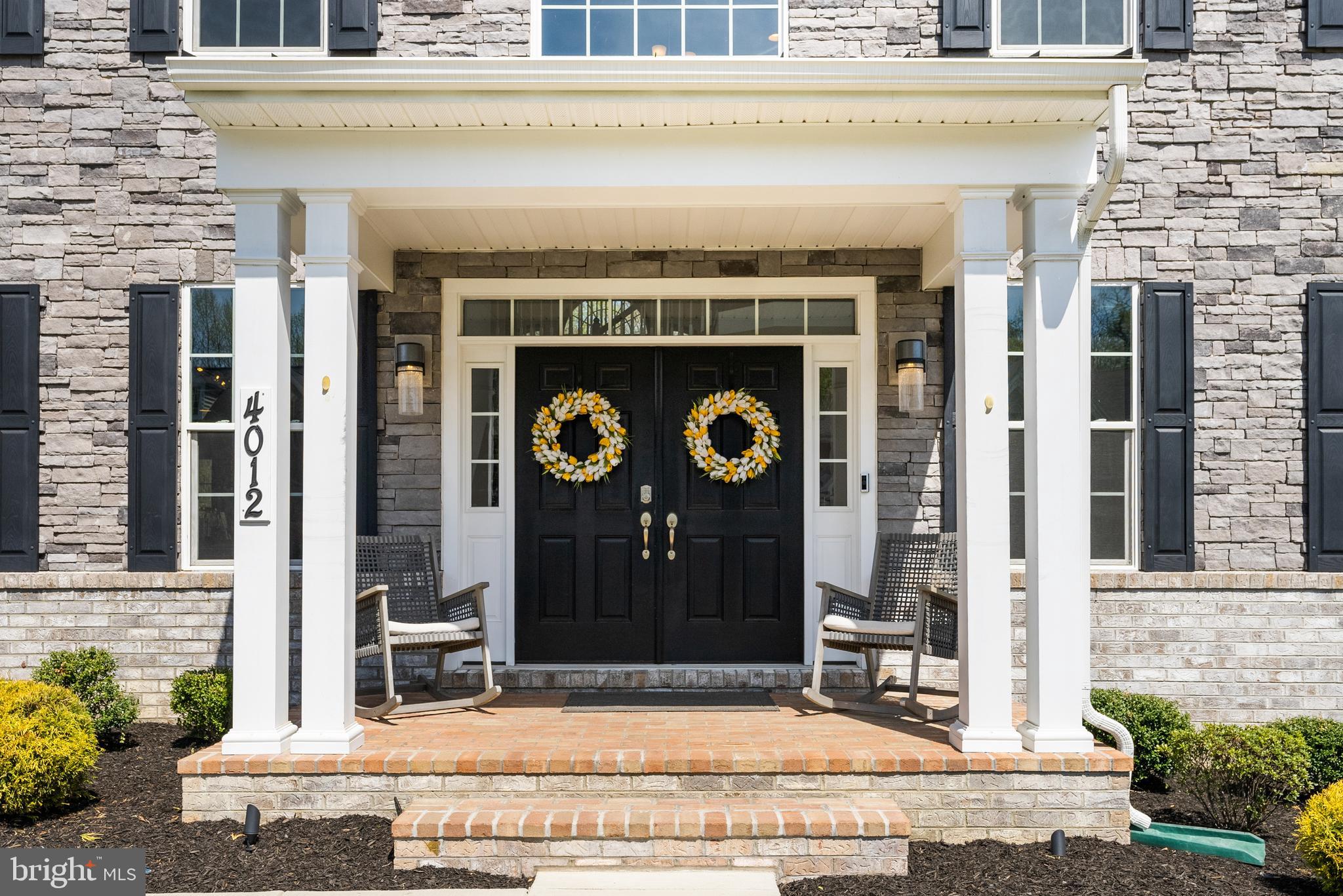 FAIRVIEW MANOR - Residential