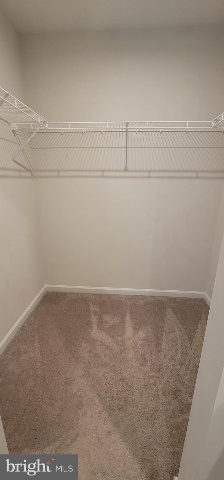 THE LAKES AT MARTINSBURG - Residential Lease