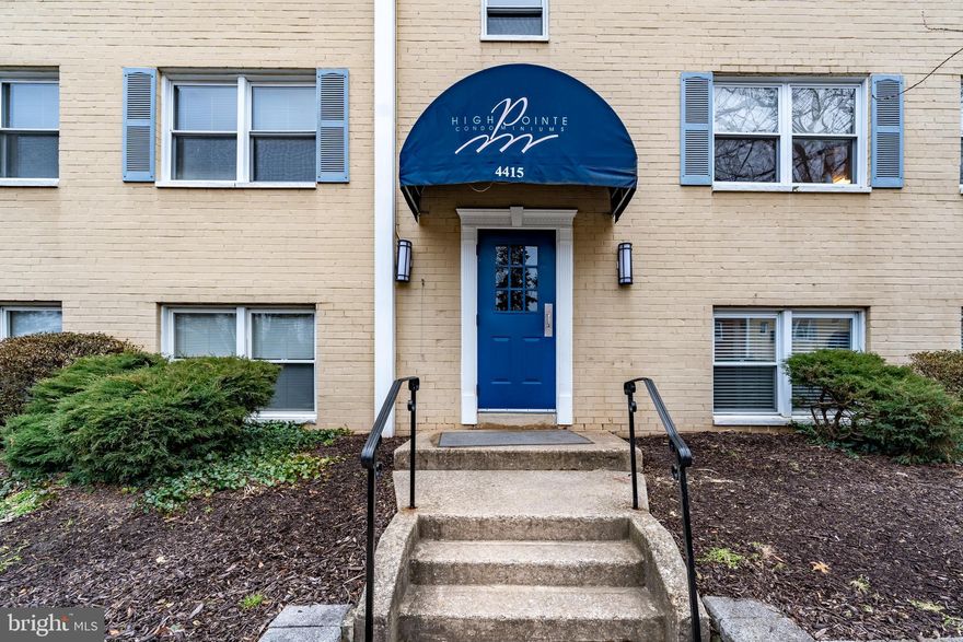 Totally updated condo in 2007! Kitchen with stainless appliances and ceramic floor, bath with ceramic floor and tile, wood floors throughout, replacement windows, updated furnace and AC, and six panel doors. Spotless, move in condition -  Light, bright and conveniently located. Walking distance to The Avenue - city life! Shopping center! Restaurants ... 83 and public transportation-Condo includes pool and exercise room and water