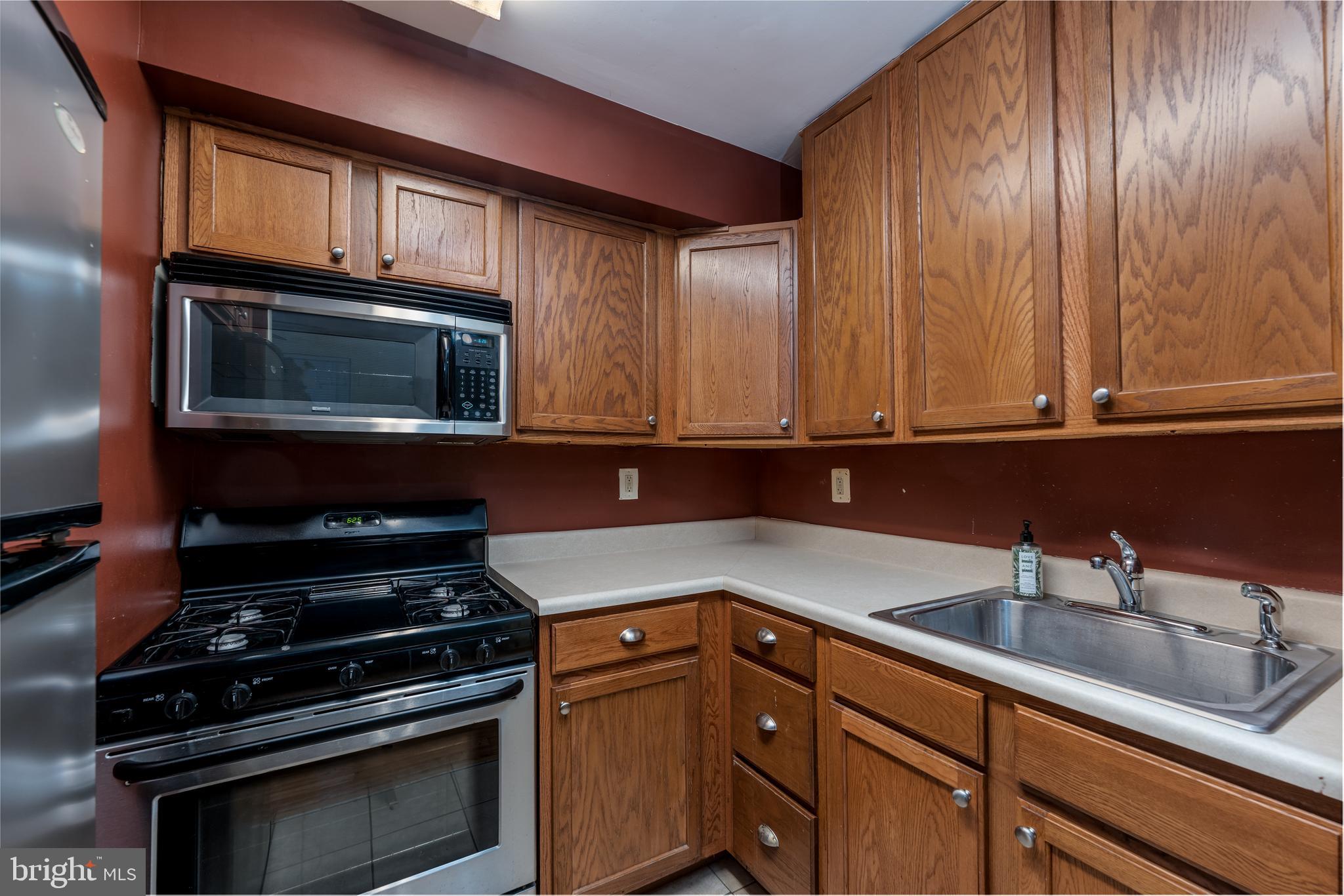 MEDFIELD - Residential Lease