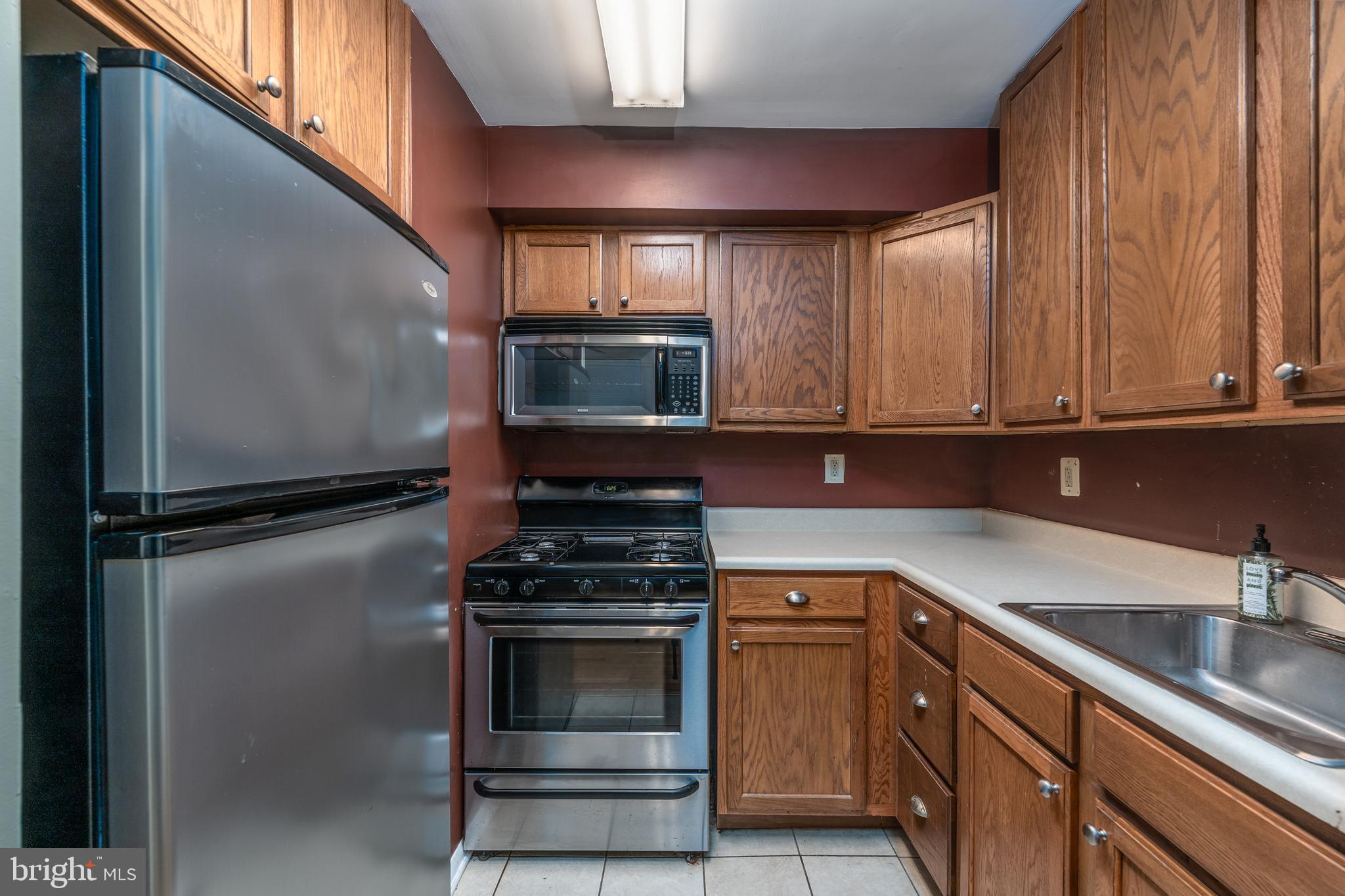 MEDFIELD - Residential Lease