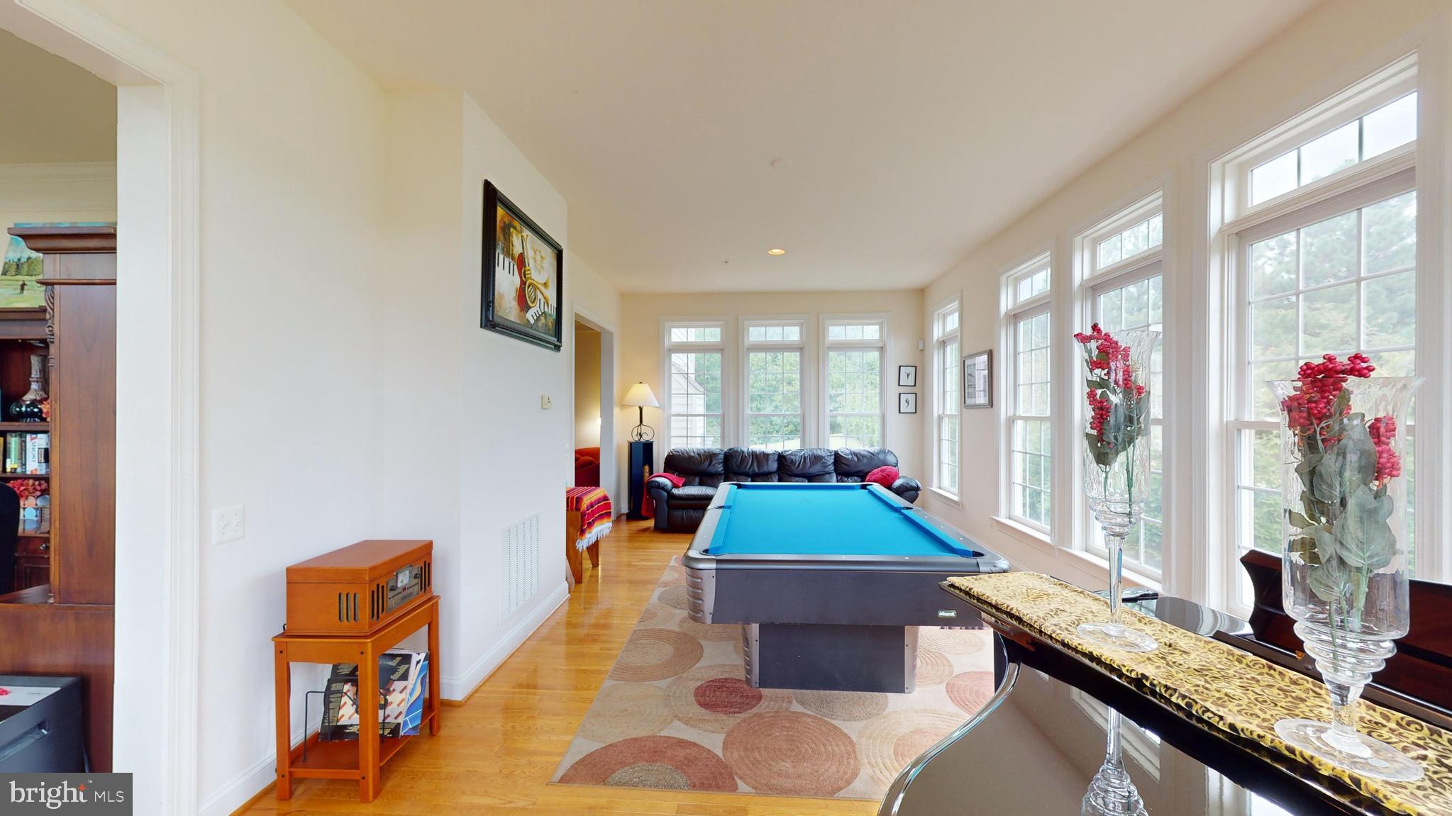 WINDSONG - Residential