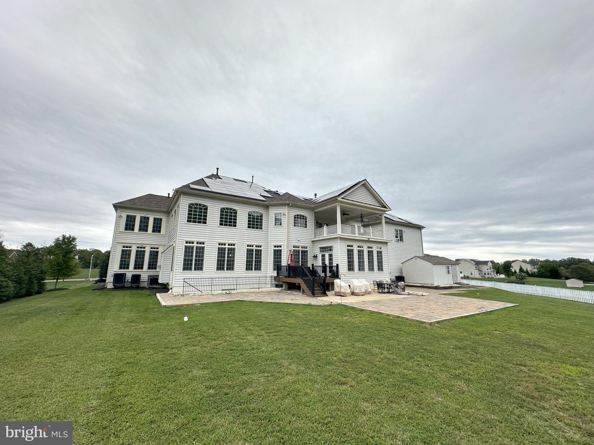 WINDSONG - Residential