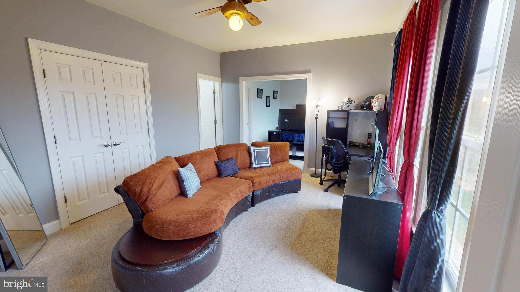 WINDSONG - Residential