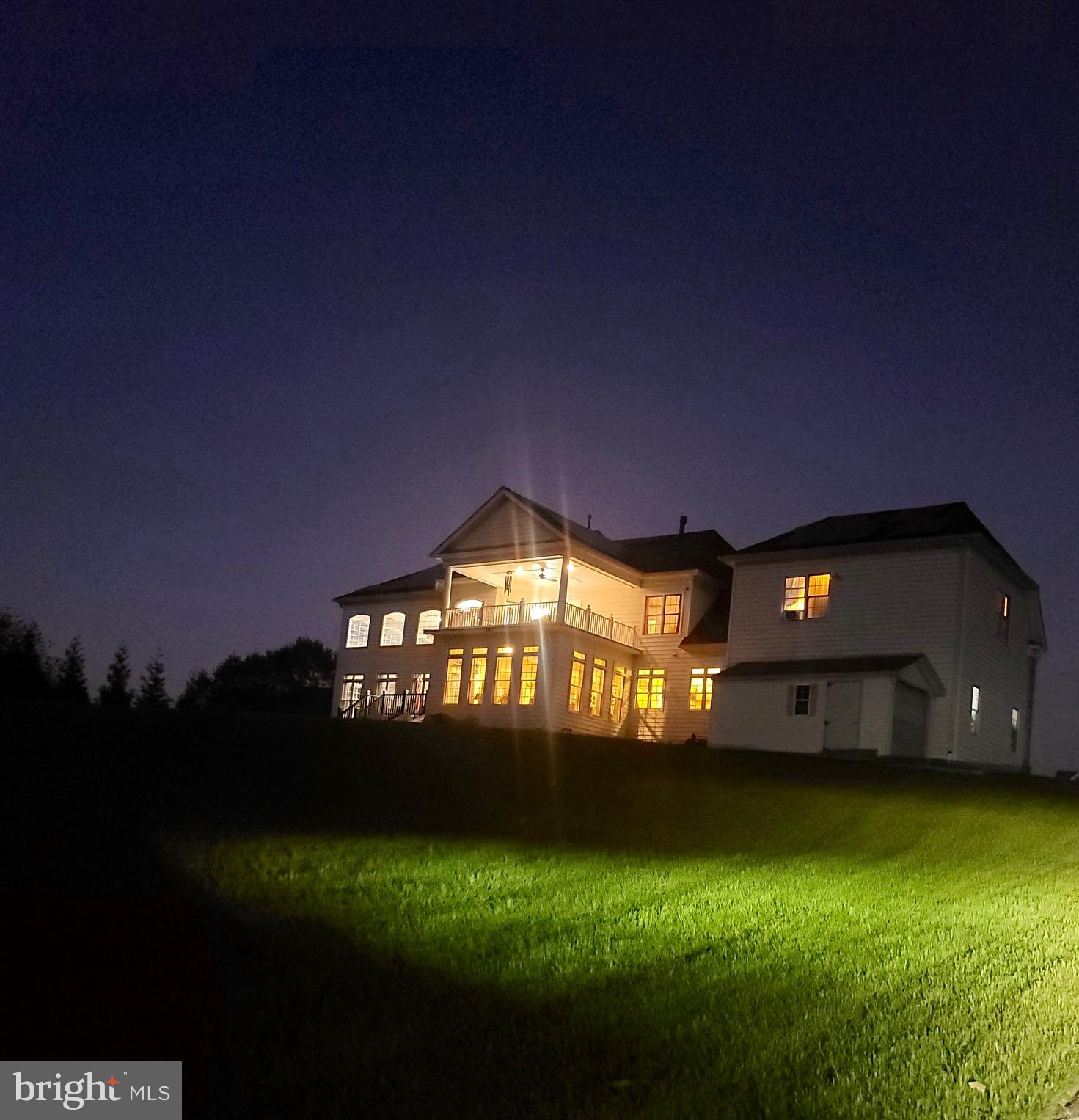 WINDSONG - Residential