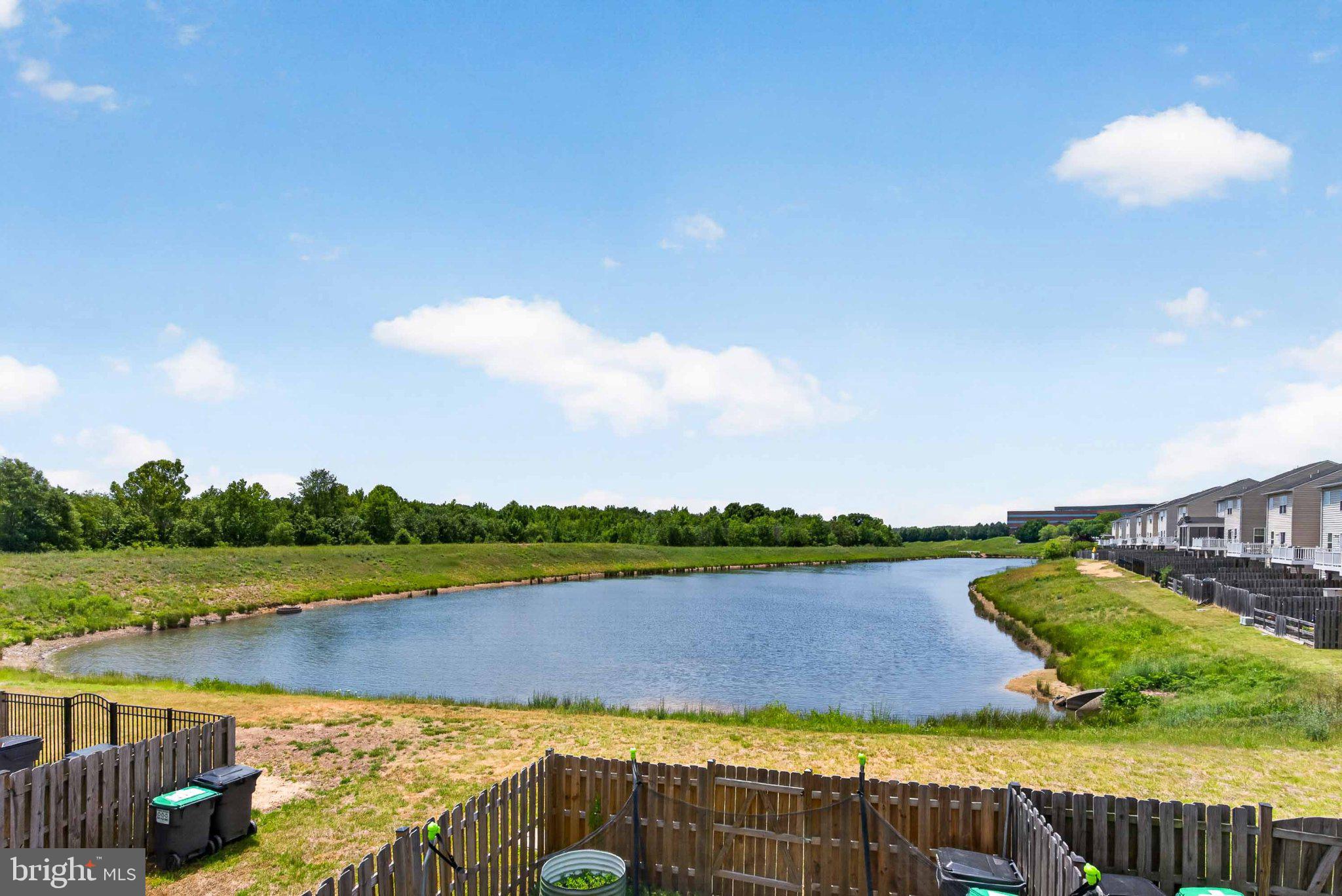 LAKESIDE - Residential