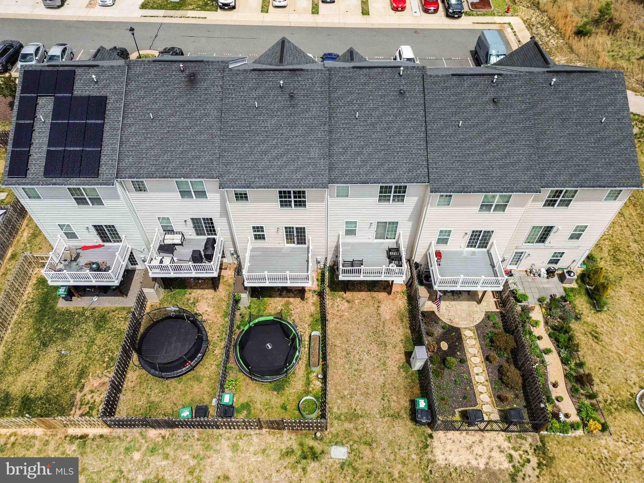 LAKESIDE - Residential