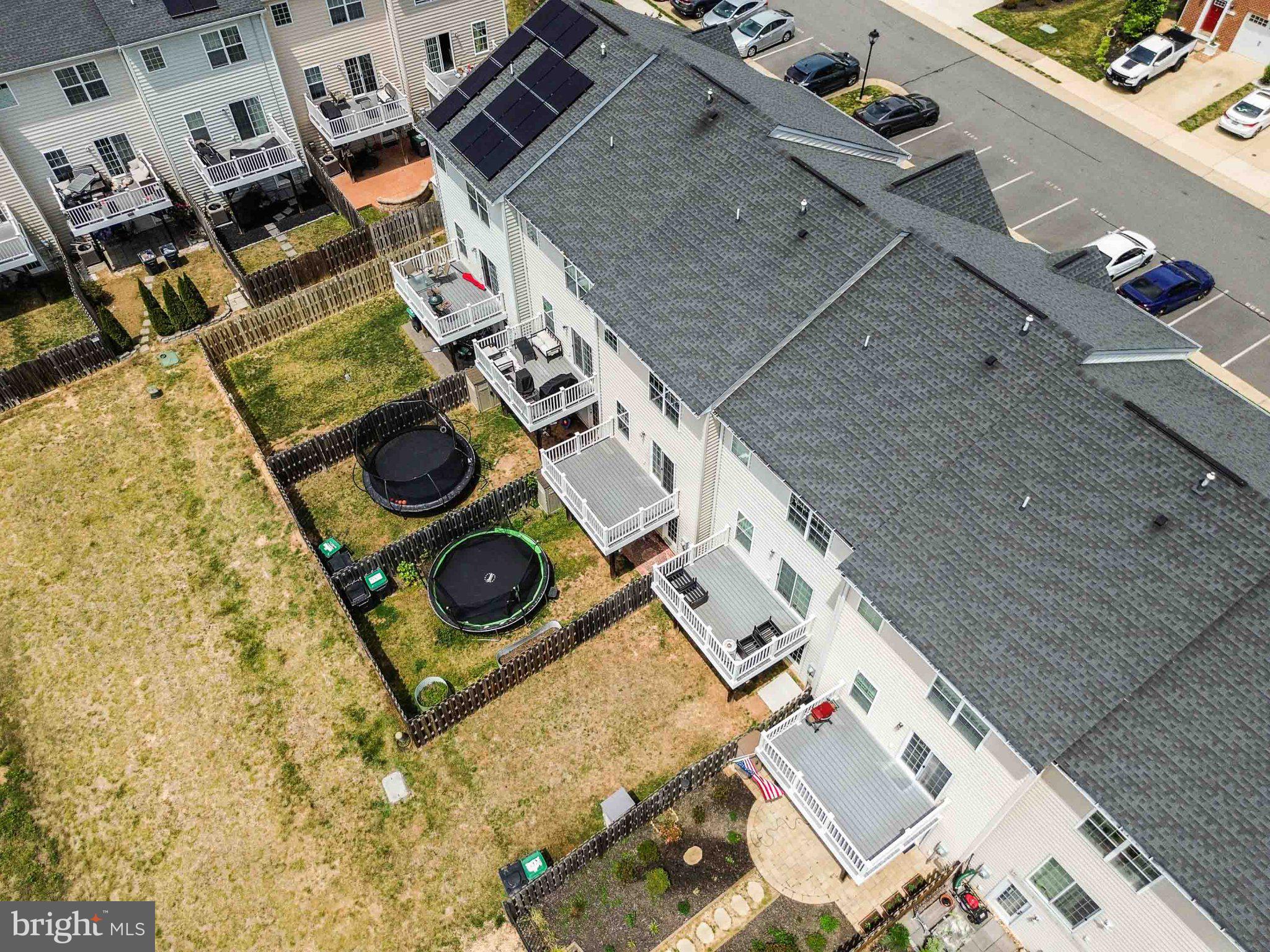 LAKESIDE - Residential