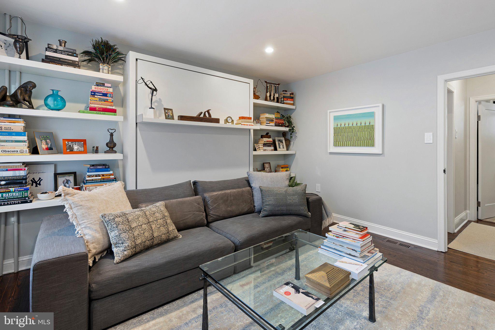 WASHINGTON SQ WEST - Residential