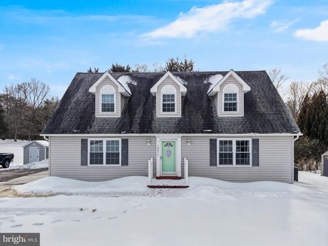 Homes For Sale - 10817 Charles Street<br/> LA PLATA, MD 20646