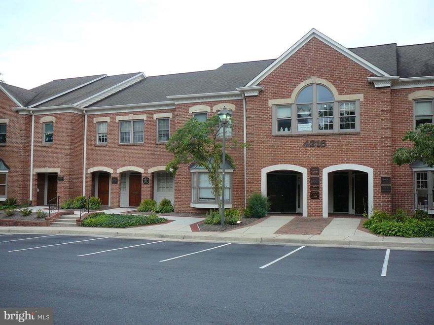 LOCATED IN THE HEART OF THE ANNANDALE BUSINESS DISTRICT AND THE NICEST LOOKING OF ALL THE OFFICE PARKS.  THIS IS A BEAUTIFUL 1025 SQ FT OFFICE AT 4216 EVERGREEN LANE, SUITE 122, ANNANDALE, VIRGINIA.  THE OFFICE IS LOCATED ON THE PARKING LOT LEVEL AND FACES EVERGREEN LANE GIVING YOU PRIME VISIBILITY AND EASY ACCESS FOR YOUR CLIENTS.  THE OFFICE HAS THE SOUGHT AFTER DOUBLE DOOR ENTRY.  YOU CAN PLACE YOUR SIGN ON THE ARCHWAY PILLAR OUT SIDE THE ENTRANCE.  THE INTERIOR HAS A LARGE WORK STATION WITH RECEPTION AREA.  IN THE REAL THERE ARE TWO GENEROUS PRIVATE OFFICES.  THERE IS A KITCHEN AREA AND A BATHROOM.  THERE IS ALSO A SMALL UTILITY CLOSET WITH SOME STORAGE.  THIS OFFICE SUITE IS IDEAL FOR AN ATTORNEY, REAL ESTATE AGENT, MORTGAGE BROKER, ACCOUNTANT, PHYSICIAN, CHIROPRATOR, BEAUTY OR NAIL SALON. OR MANY OTHER PROFESSIONAL USES.  THIS IS A GREAT LOCATION.  EASY FOR YOUR CUSTOMERS TO FIND , EASY TO PARK, AND EASY TO ACCESS.  PARKING IS AMPLE AND  AND INCLUDED IN THE RENT.  YOU CAN WALK ACROSS THE STREET TO HAVE LUNCH AT SILVERADO, HAVE BREAKFAST AT TIFFANY'S, AND BUY YOUR GO HOME GROCERIES AT ALDI.  THE RENT IS $2,000 PER MONTH AND THE SECURITY DEPOSIT IS THE SAME.  THE MINIMUM LEASE TERM IS ONE YEAR AND LONGER TERMS WILL BE CONSIDERED.