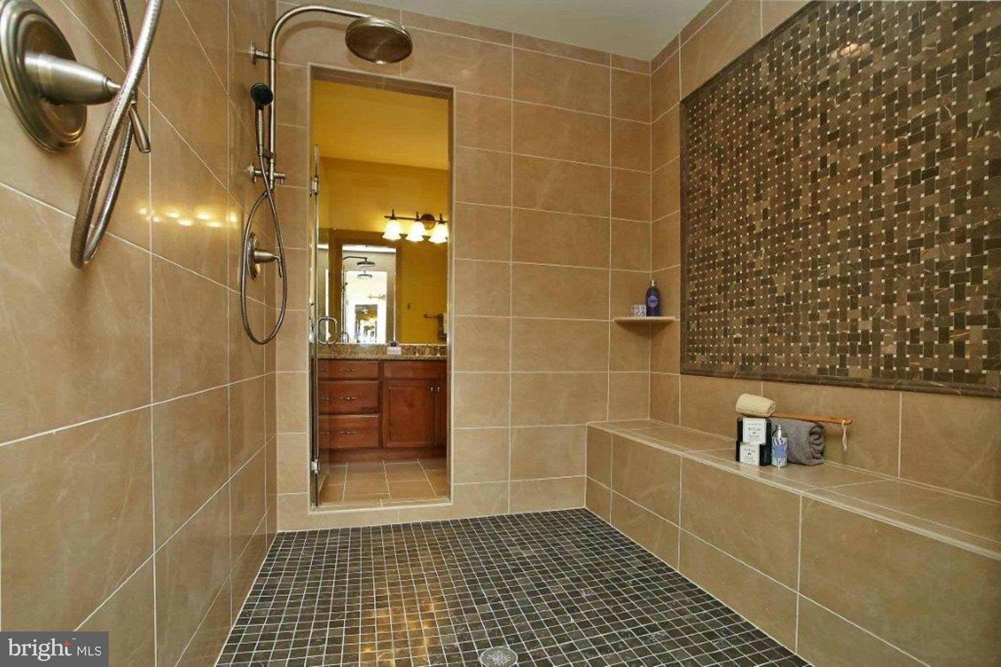 HERITAGE FARM - Residential