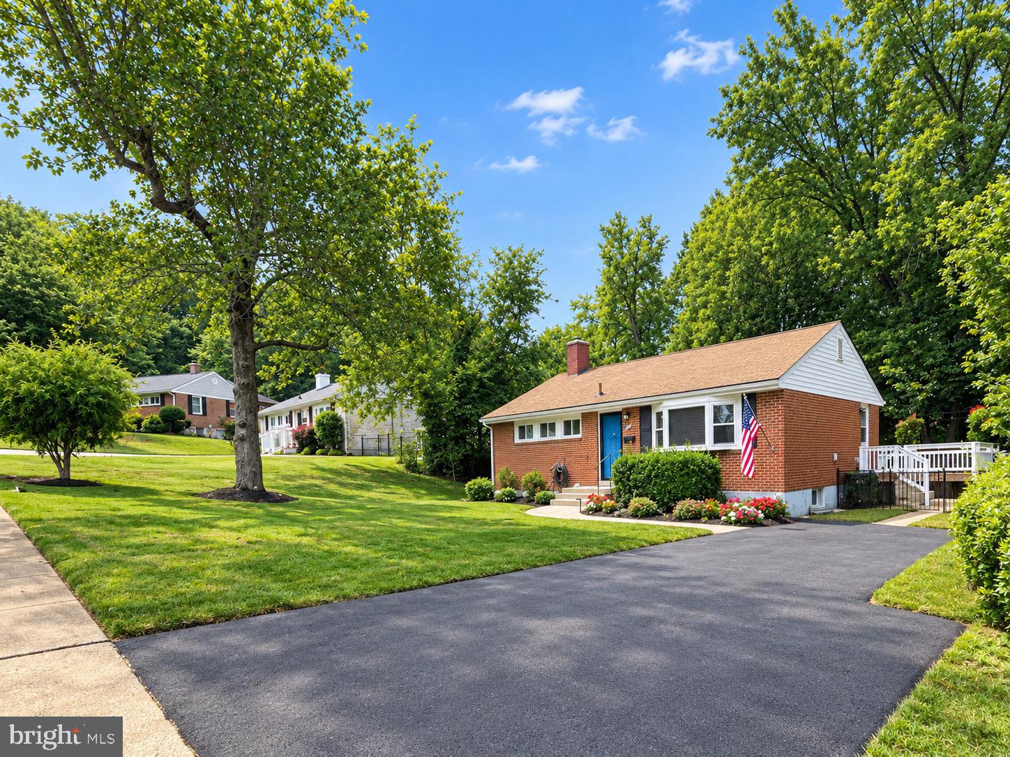 6210 DADSON COURT