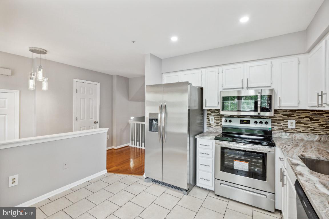 VILLAGES OF MARLBOROUGH - Residential