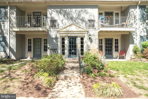 8318 KINGSGATE ROAD A 537 SPRINGFIELD VA 22152