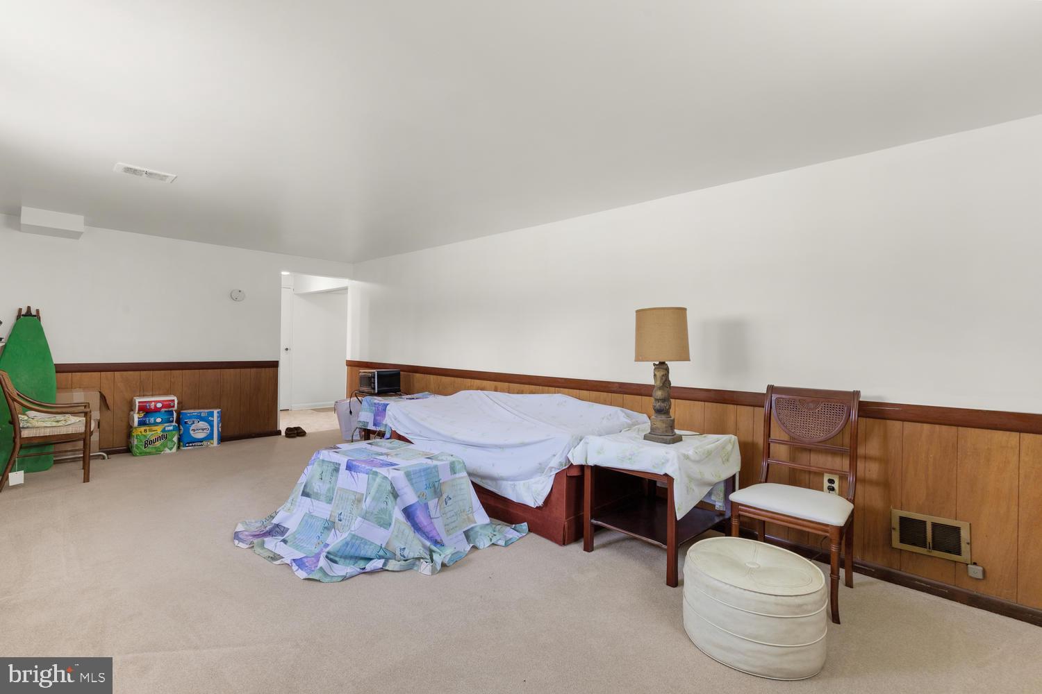 BROOKE MANOR - Residential