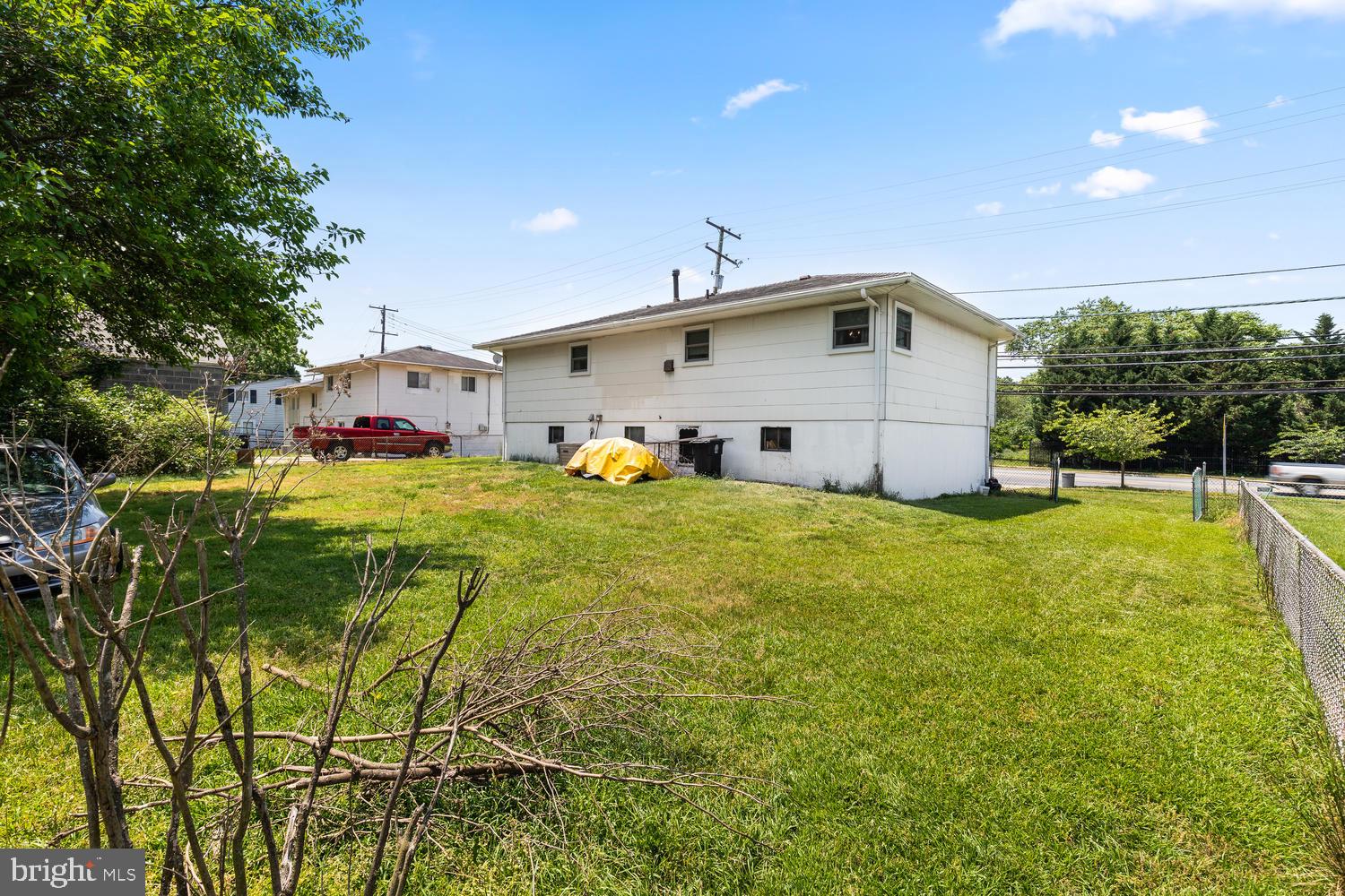 BROOKE MANOR - Residential