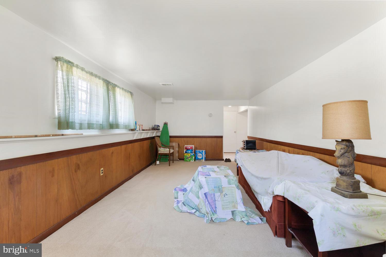 BROOKE MANOR - Residential