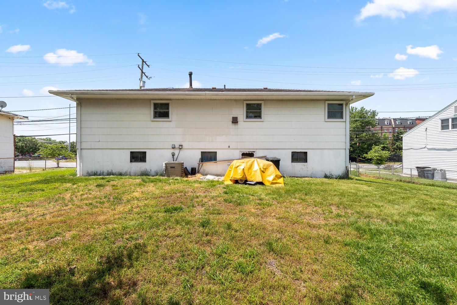 BROOKE MANOR - Residential