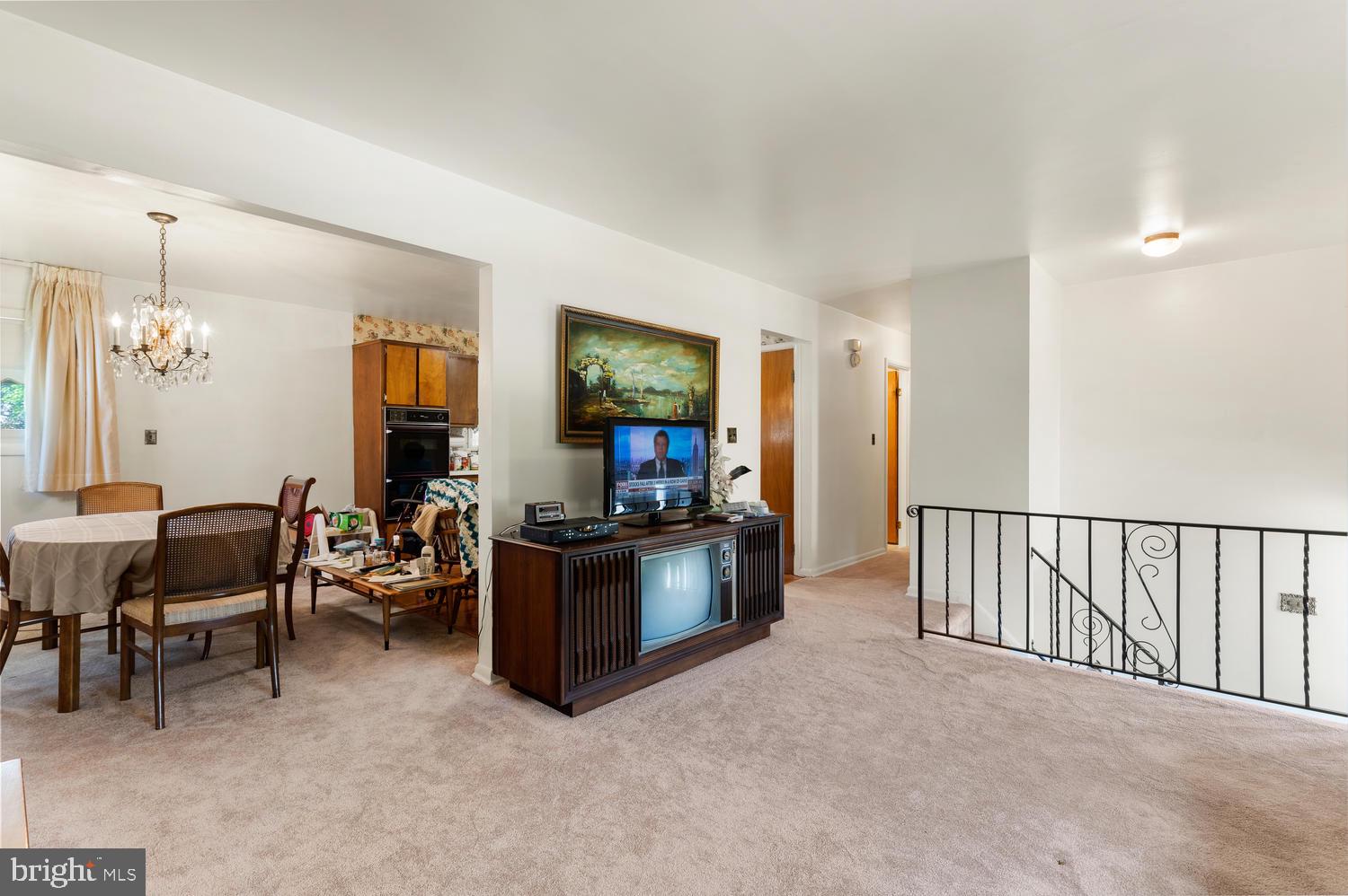 BROOKE MANOR - Residential