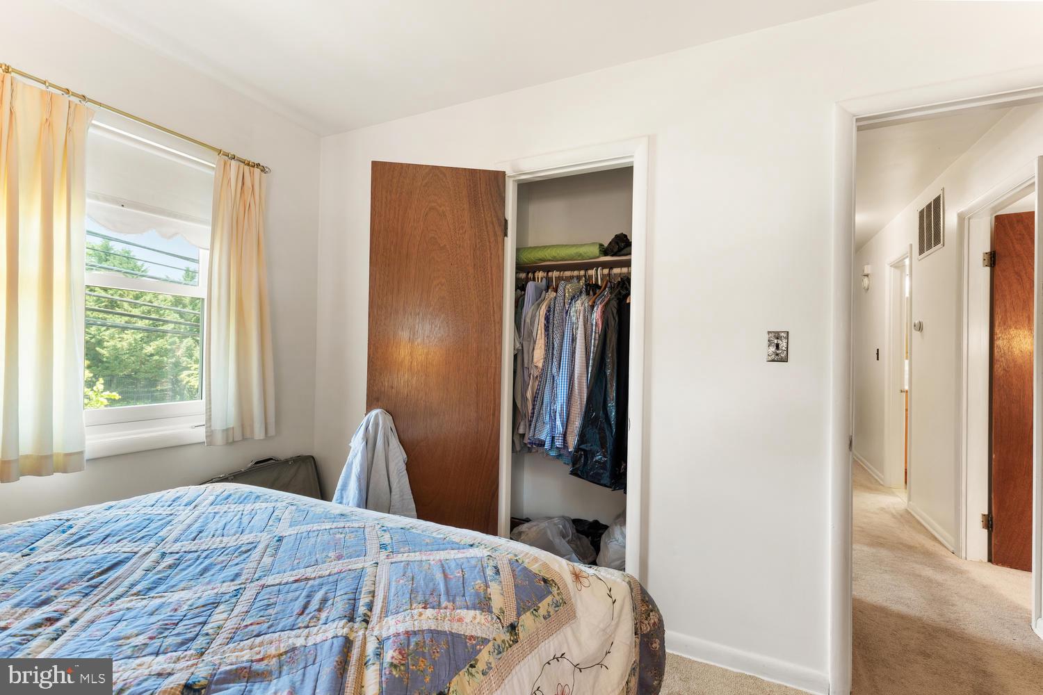 BROOKE MANOR - Residential